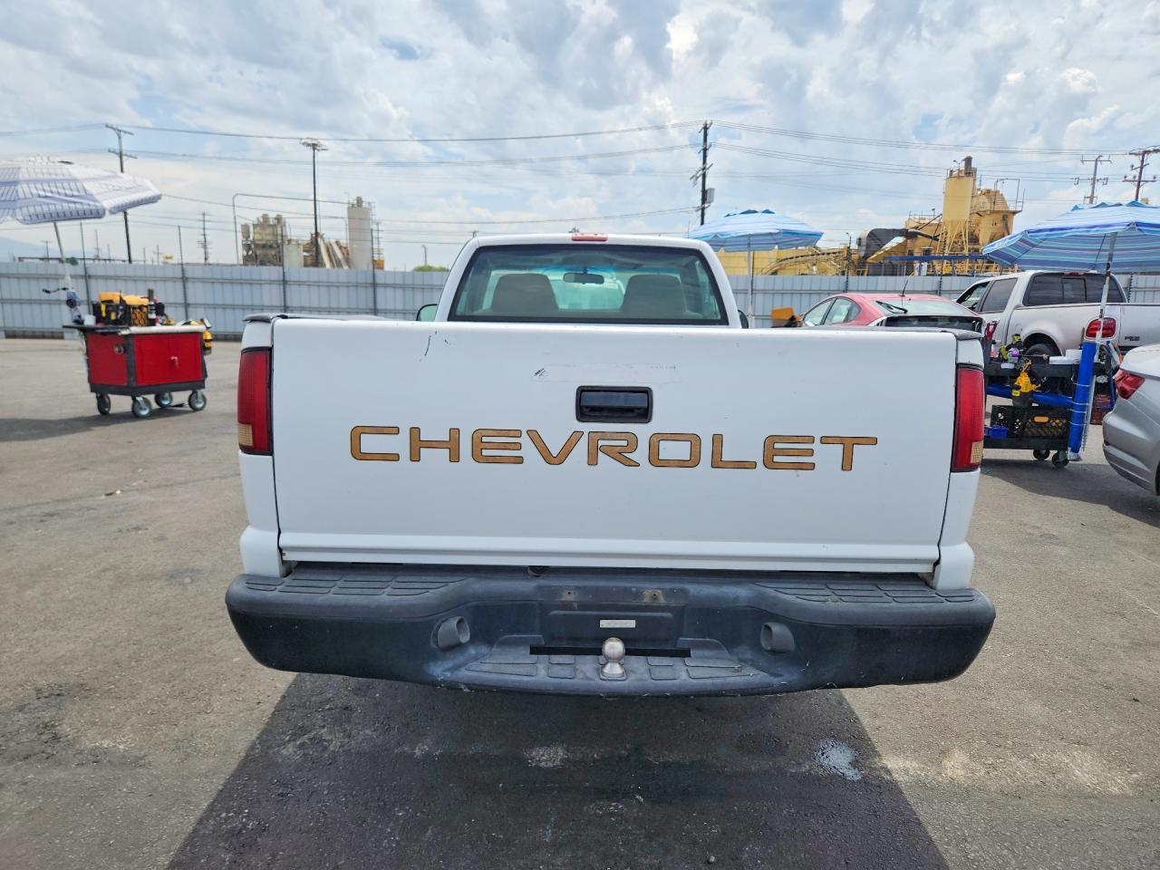 2001 Chevrolet S Truck S10 White vin: 1GCCS14W818211607
