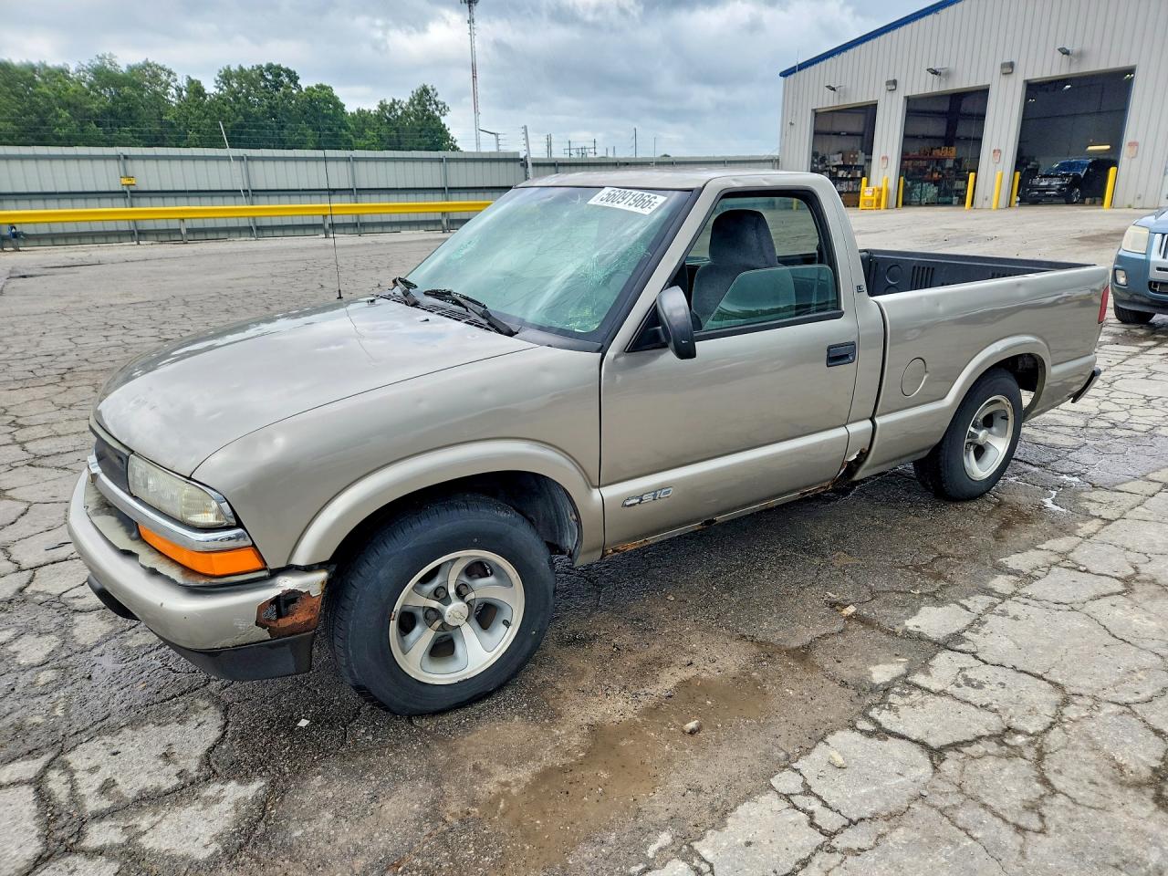 2002 Chevrolet S Truck S10 Silver vin: 1GCCS14W928150883