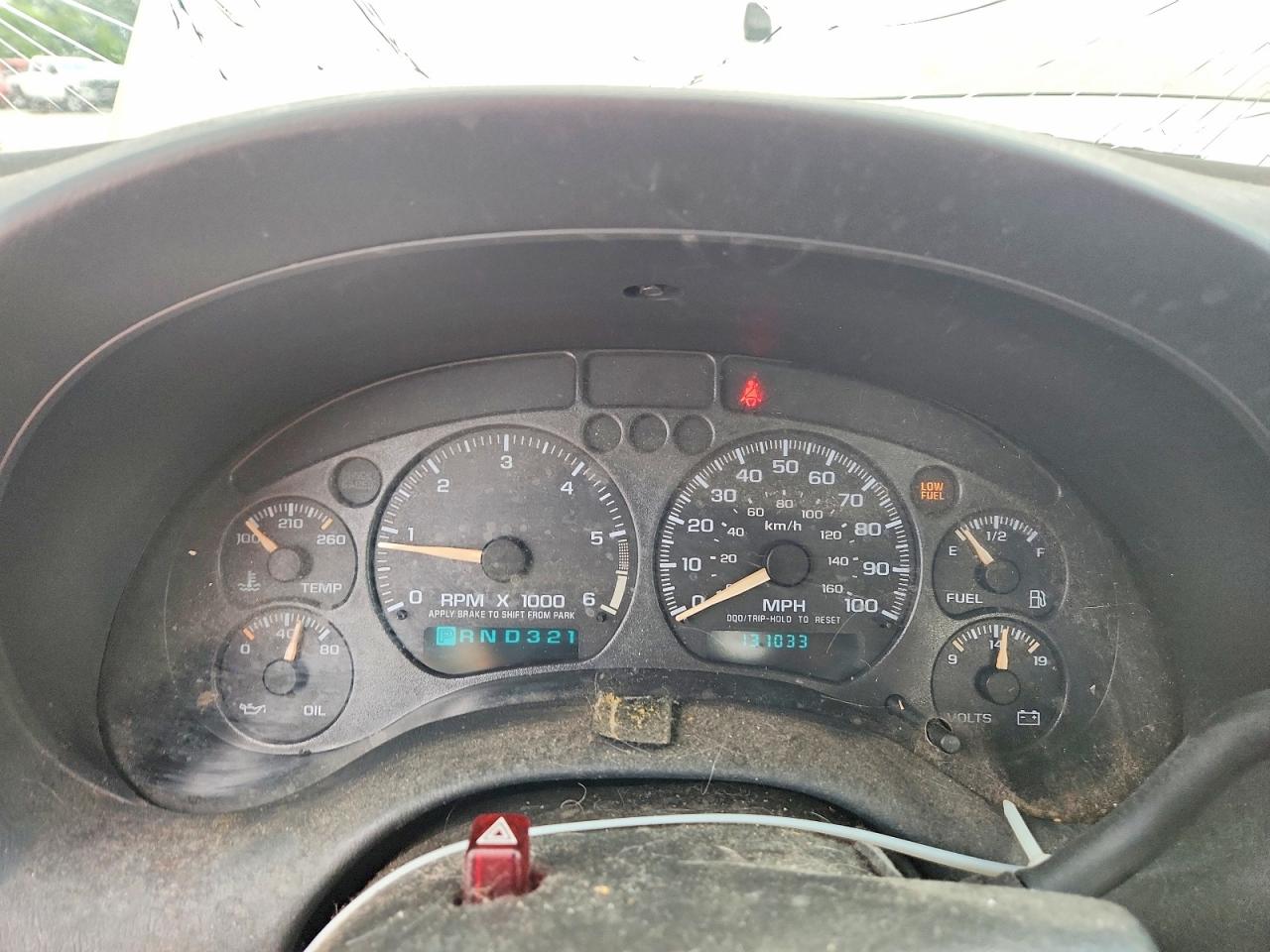 2002 Chevrolet S Truck S10 Silver vin: 1GCCS14W928150883