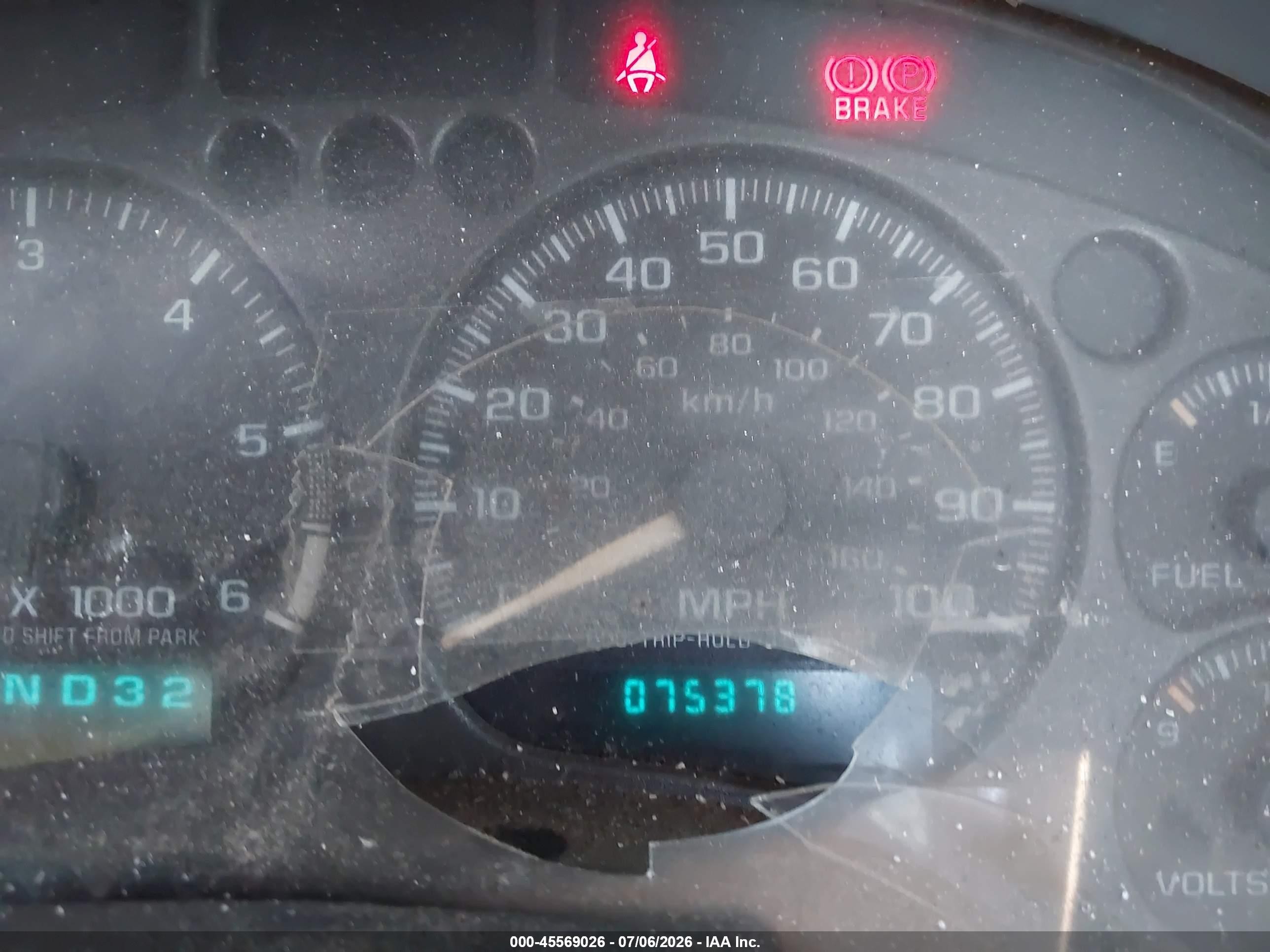 2002 Chevrolet S-10   White vin: 1GCCS14W928208376