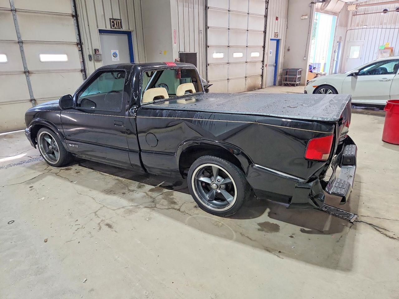 1997 Chevrolet S Truck S10 Черный vin: 1GCCS14X0VK215023