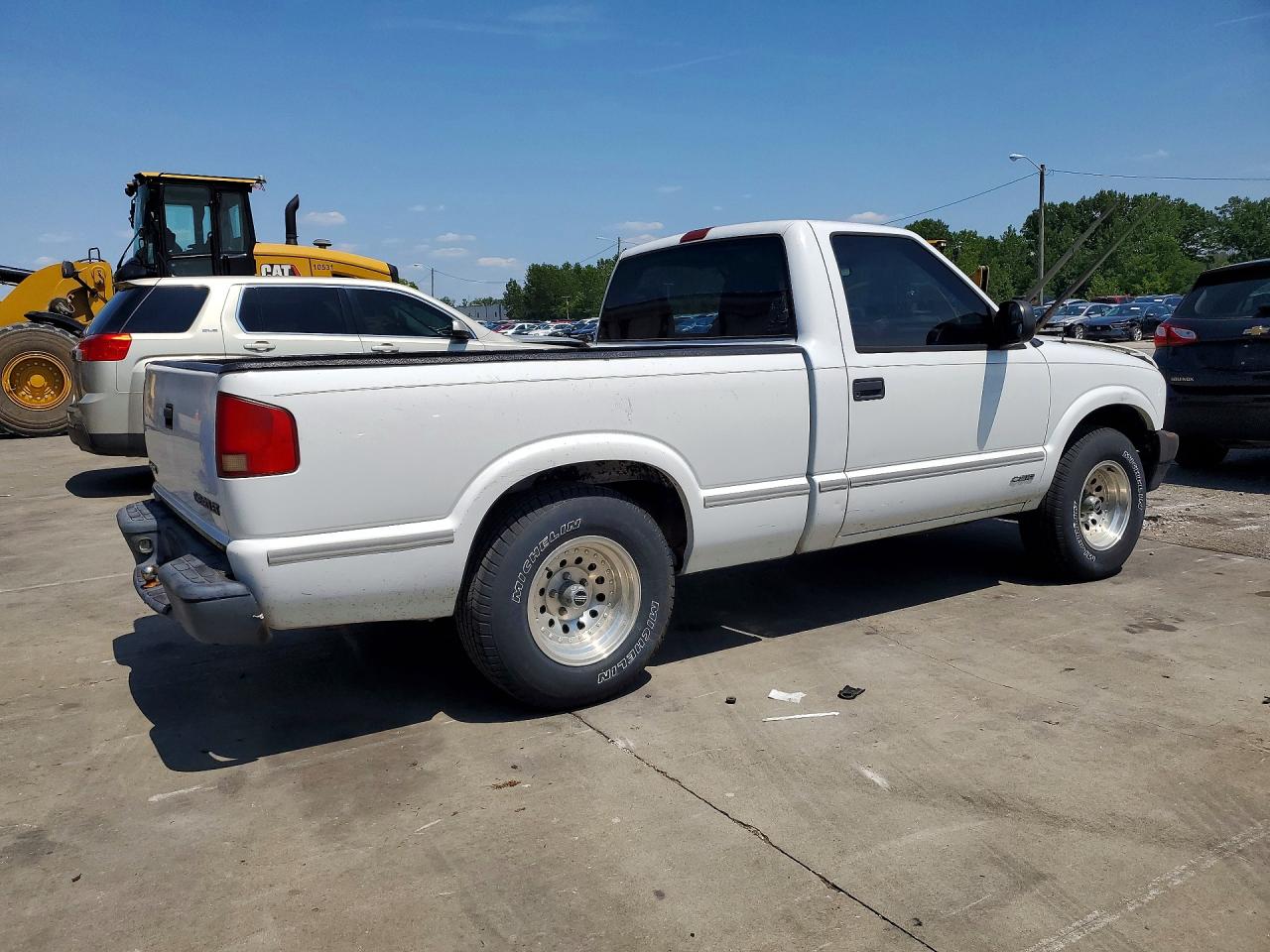 2003 Chevrolet S Truck S10 White vin: 1GCCS14X138244489