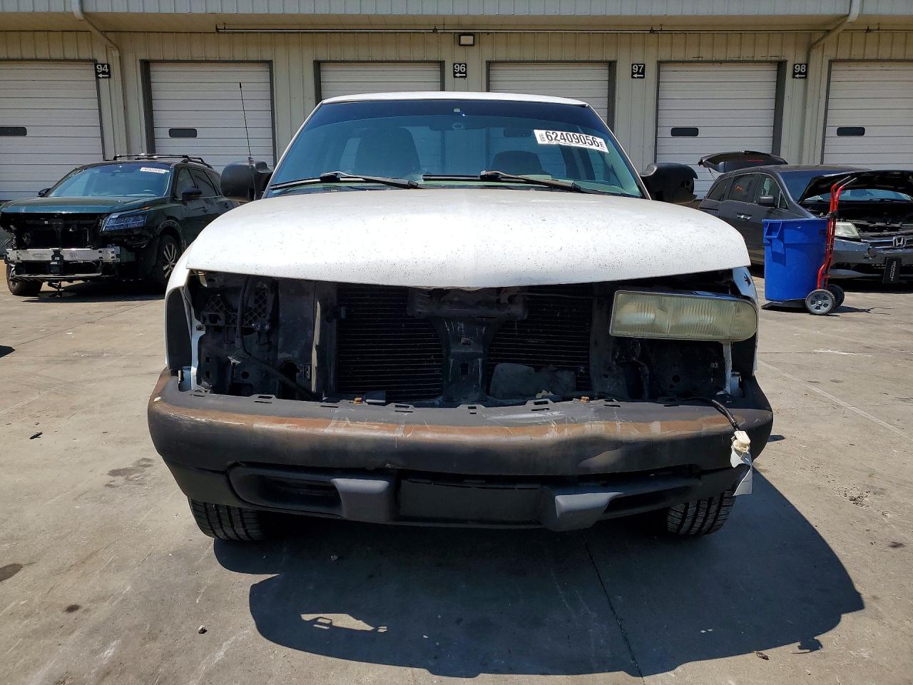 2003 Chevrolet S Truck S10 White vin: 1GCCS14X138244489