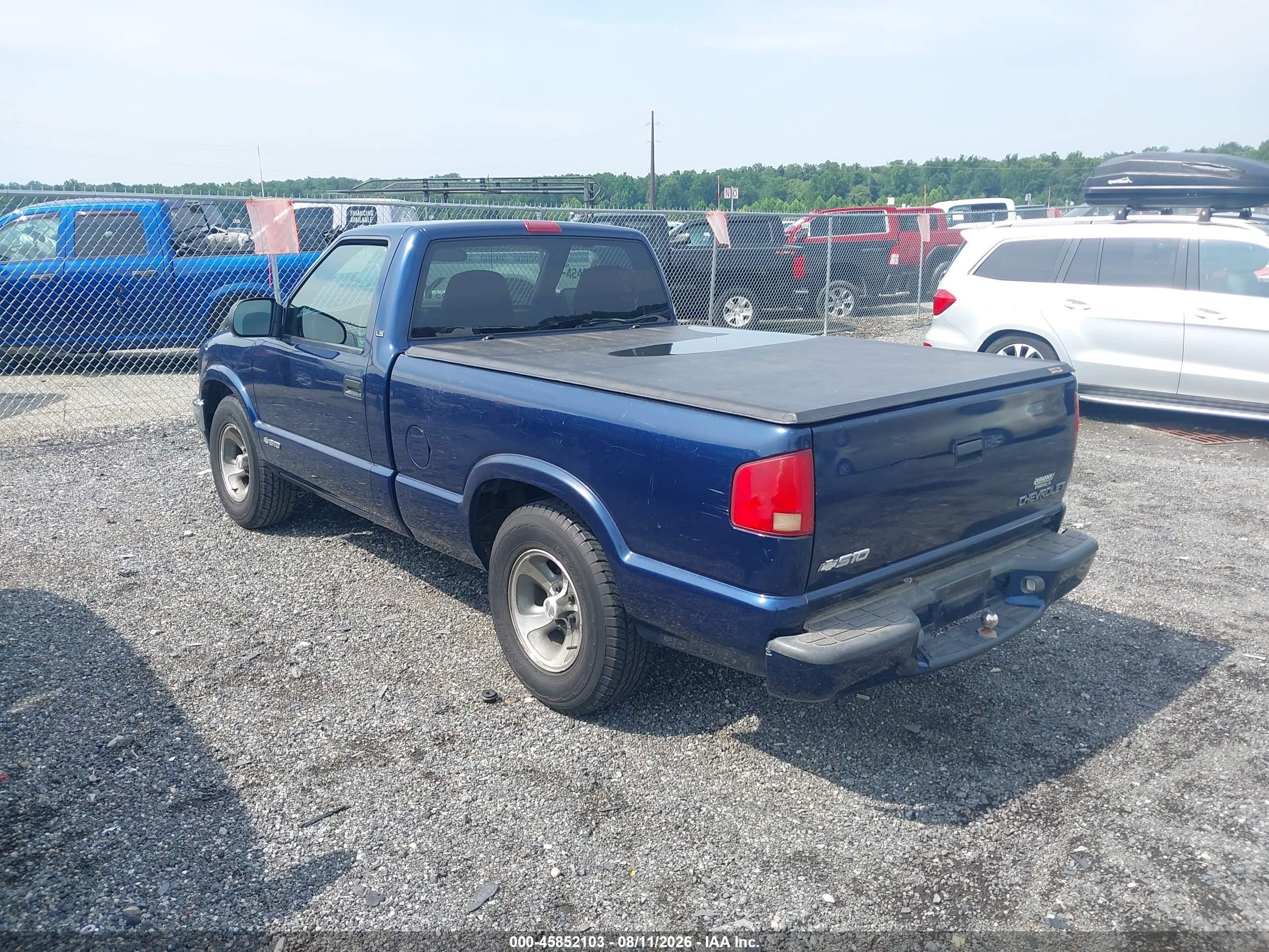 2003 Chevrolet S-10 Ls Blue vin: 1GCCS14X138279405