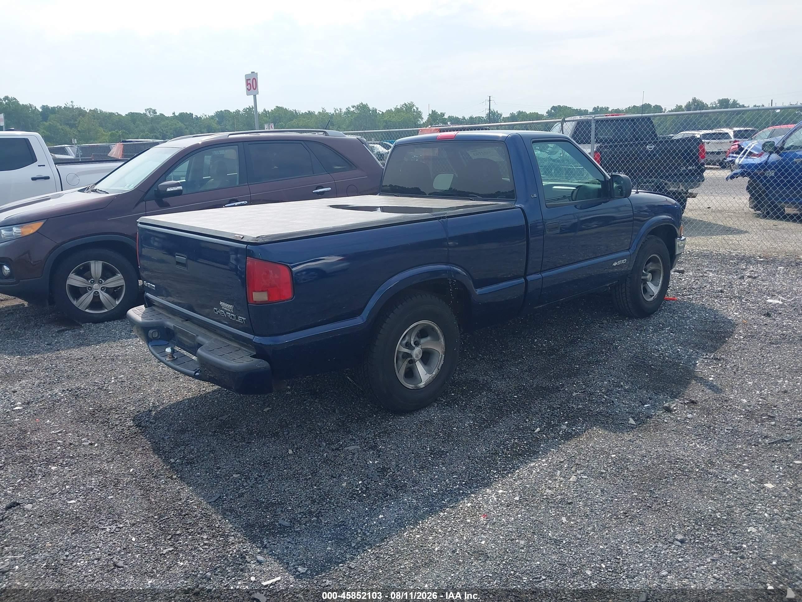 2003 Chevrolet S-10 Ls Blue vin: 1GCCS14X138279405