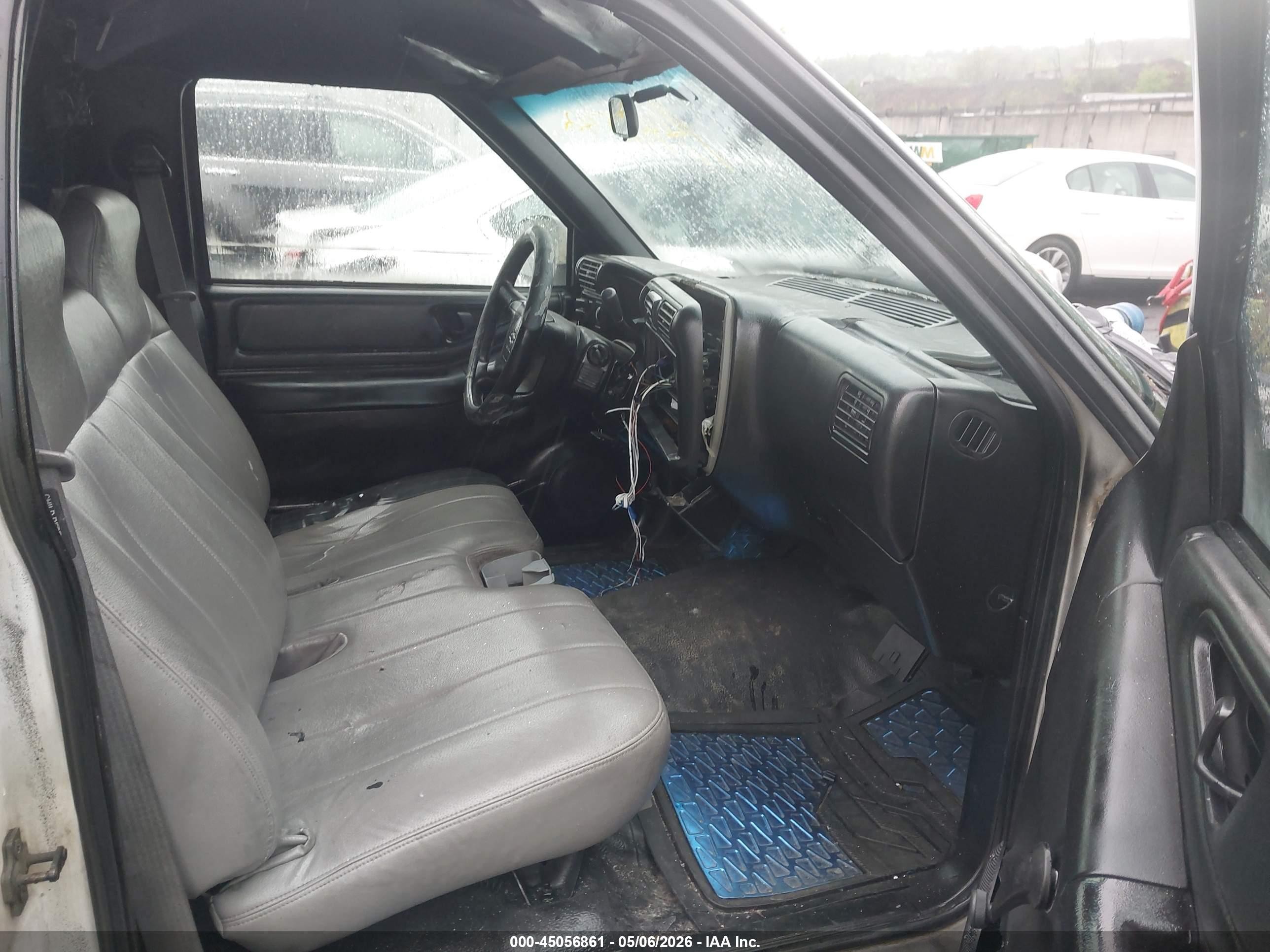 1997 Chevrolet S-10 Fleetside Black vin: 1GCCS14X1V8157629