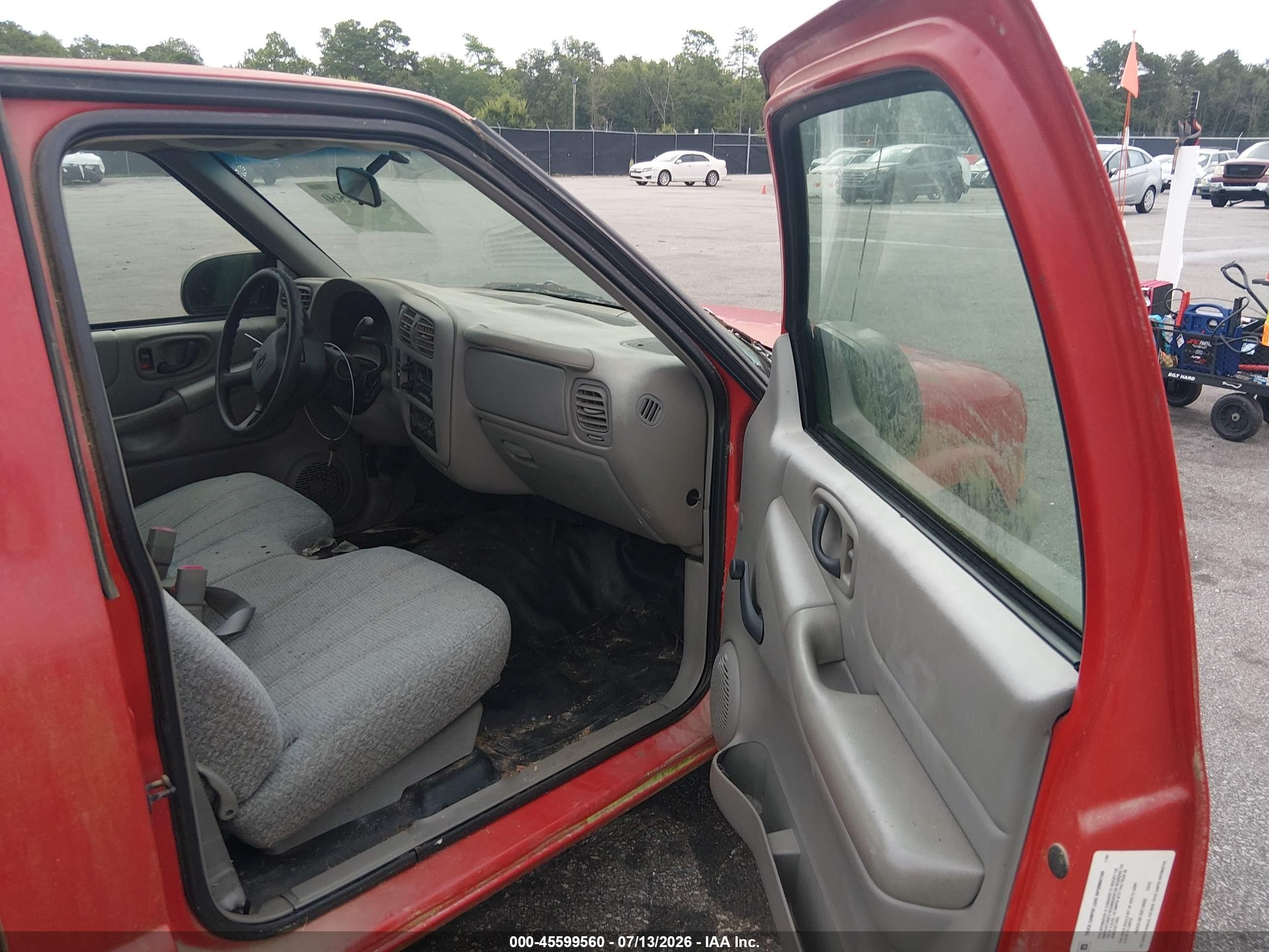 1999 Chevrolet S-10   Красный vin: 1GCCS14X1X8118932