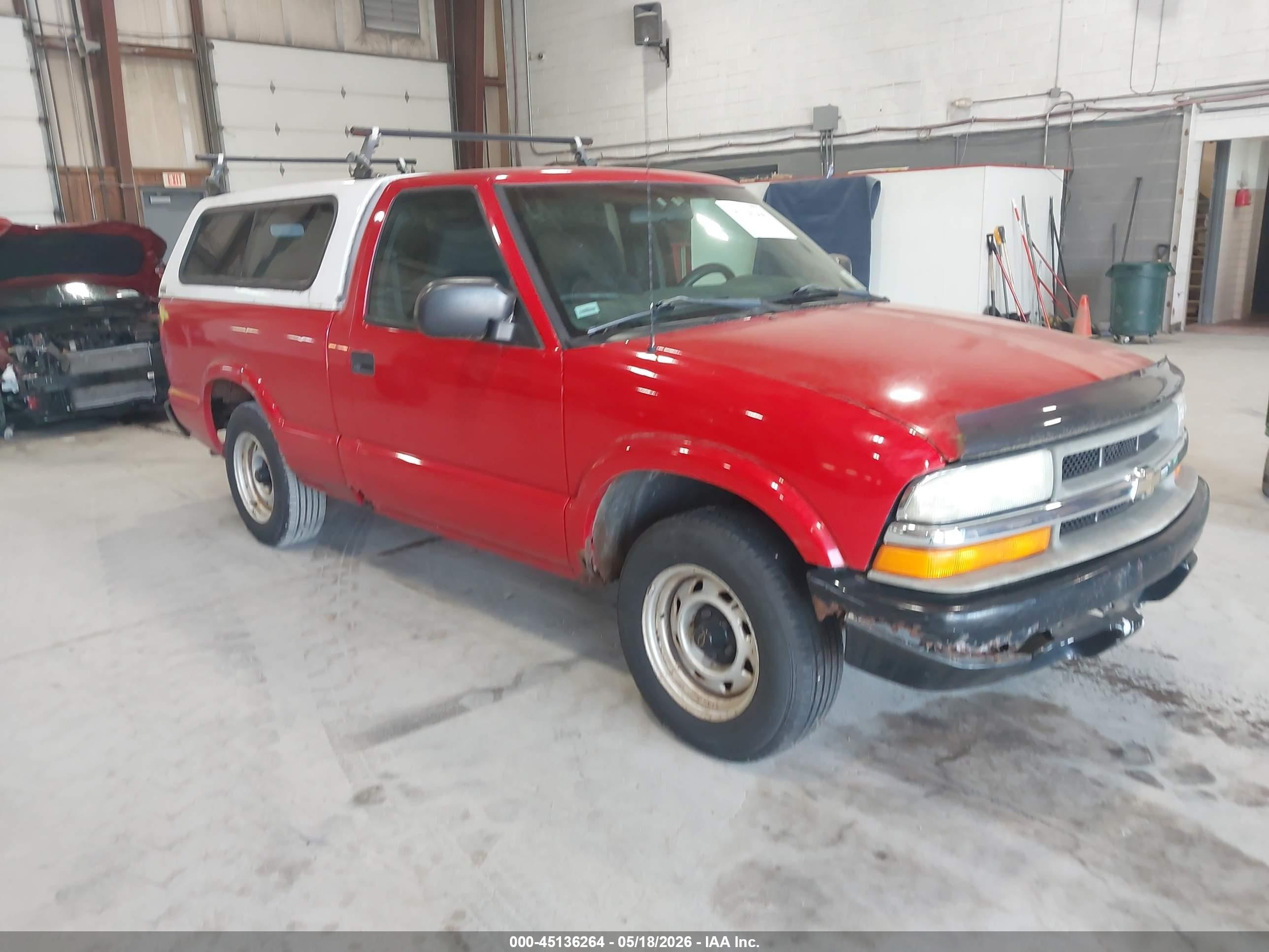 2003 Chevrolet S-10   Красный vin: 1GCCS14X238199983