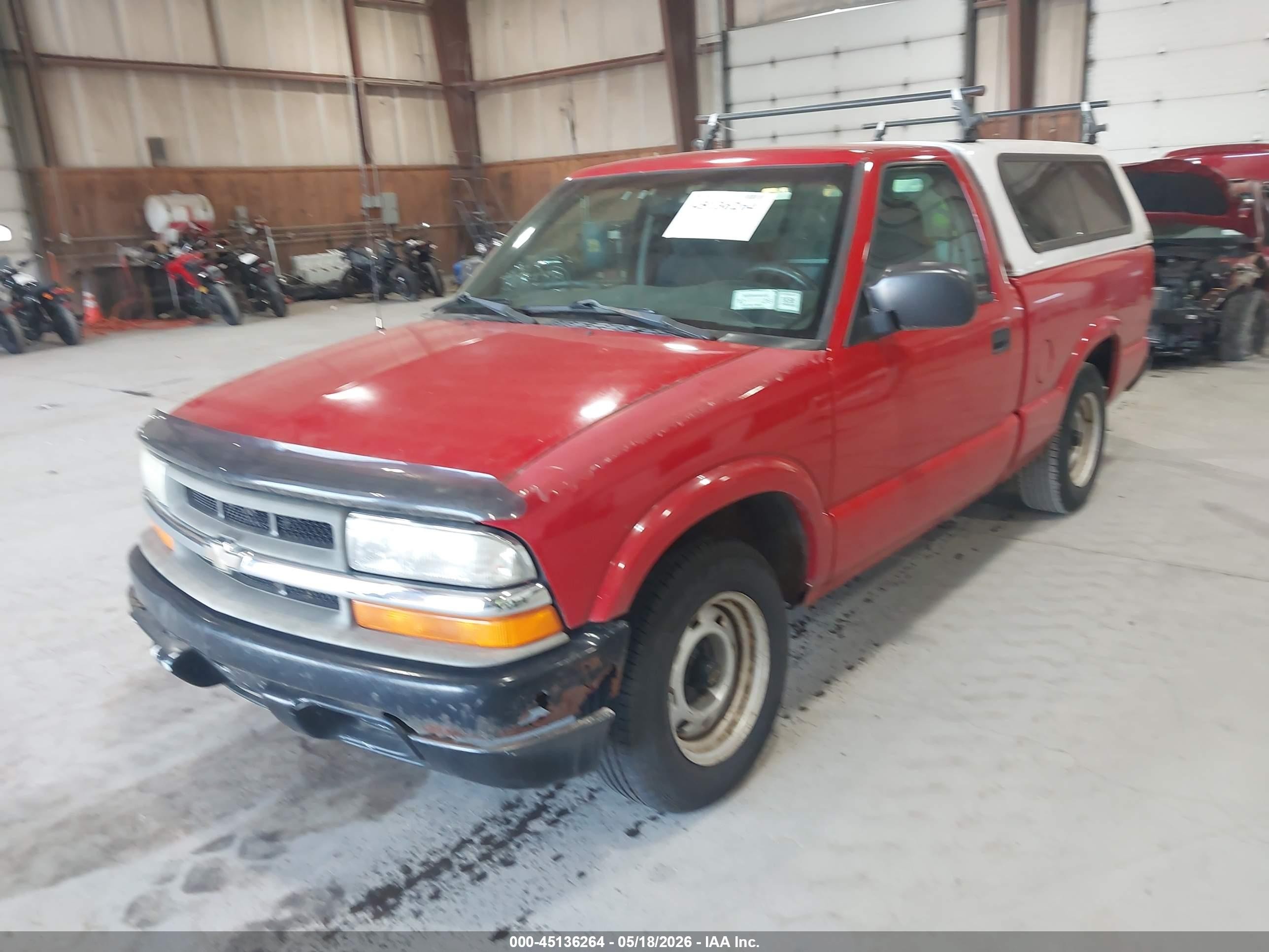 2003 Chevrolet S-10   Красный vin: 1GCCS14X238199983