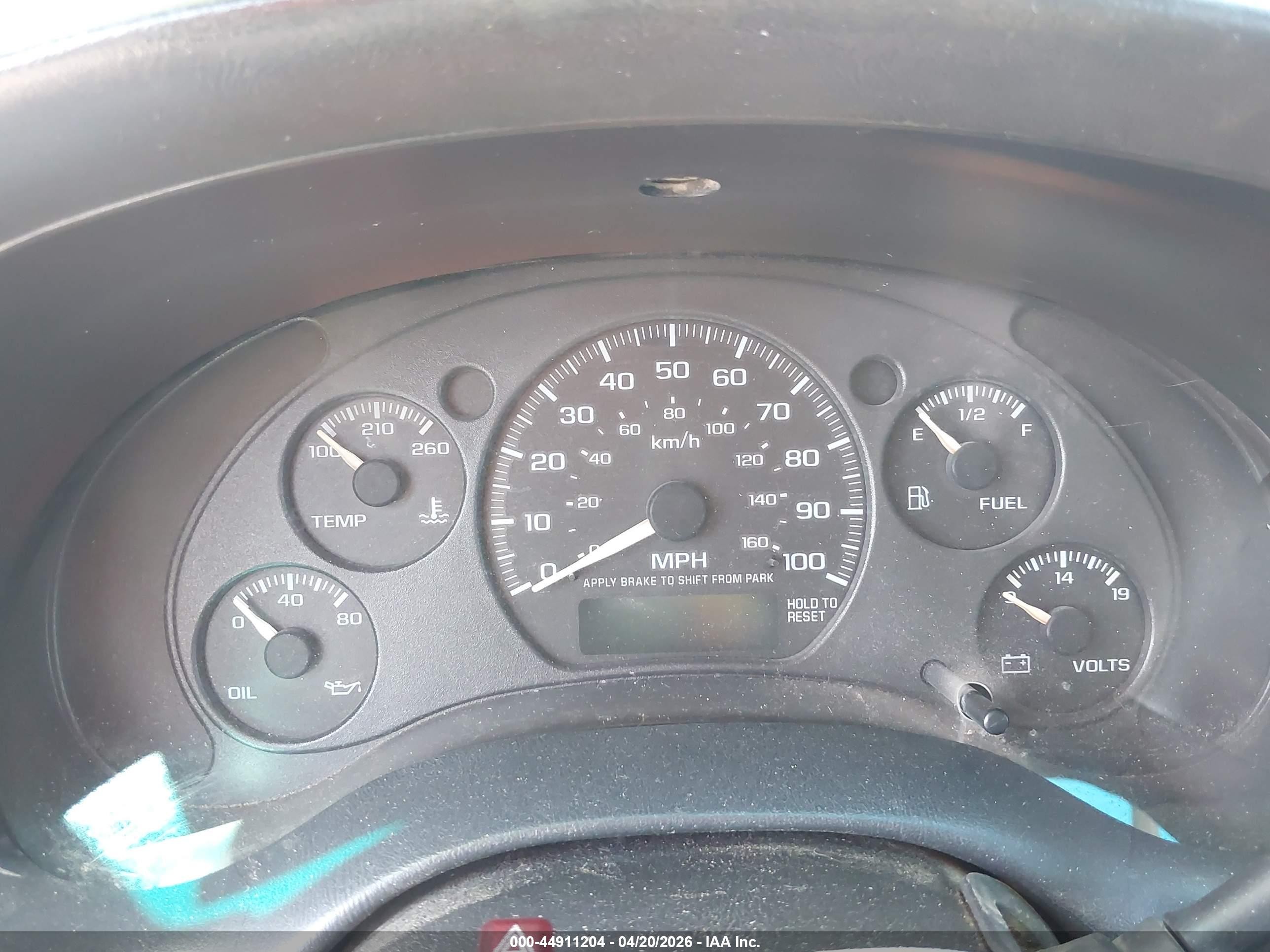 2003 Chevrolet S-10   White vin: 1GCCS14X338192329