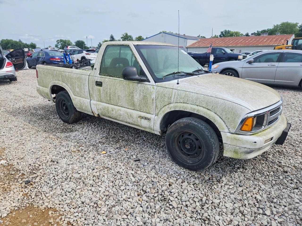 1997 Chevrolet S Truck S10 White vin: 1GCCS14X3VK100058