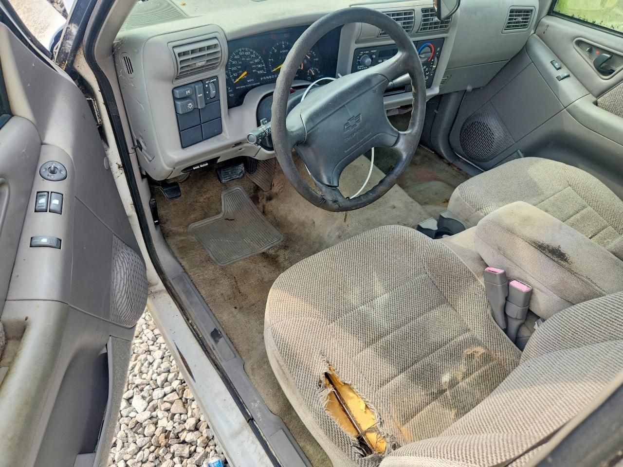 1997 Chevrolet S Truck S10 White vin: 1GCCS14X3VK100058