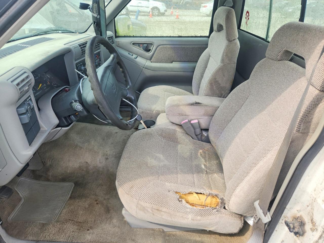 1997 Chevrolet S Truck S10 White vin: 1GCCS14X3VK100058