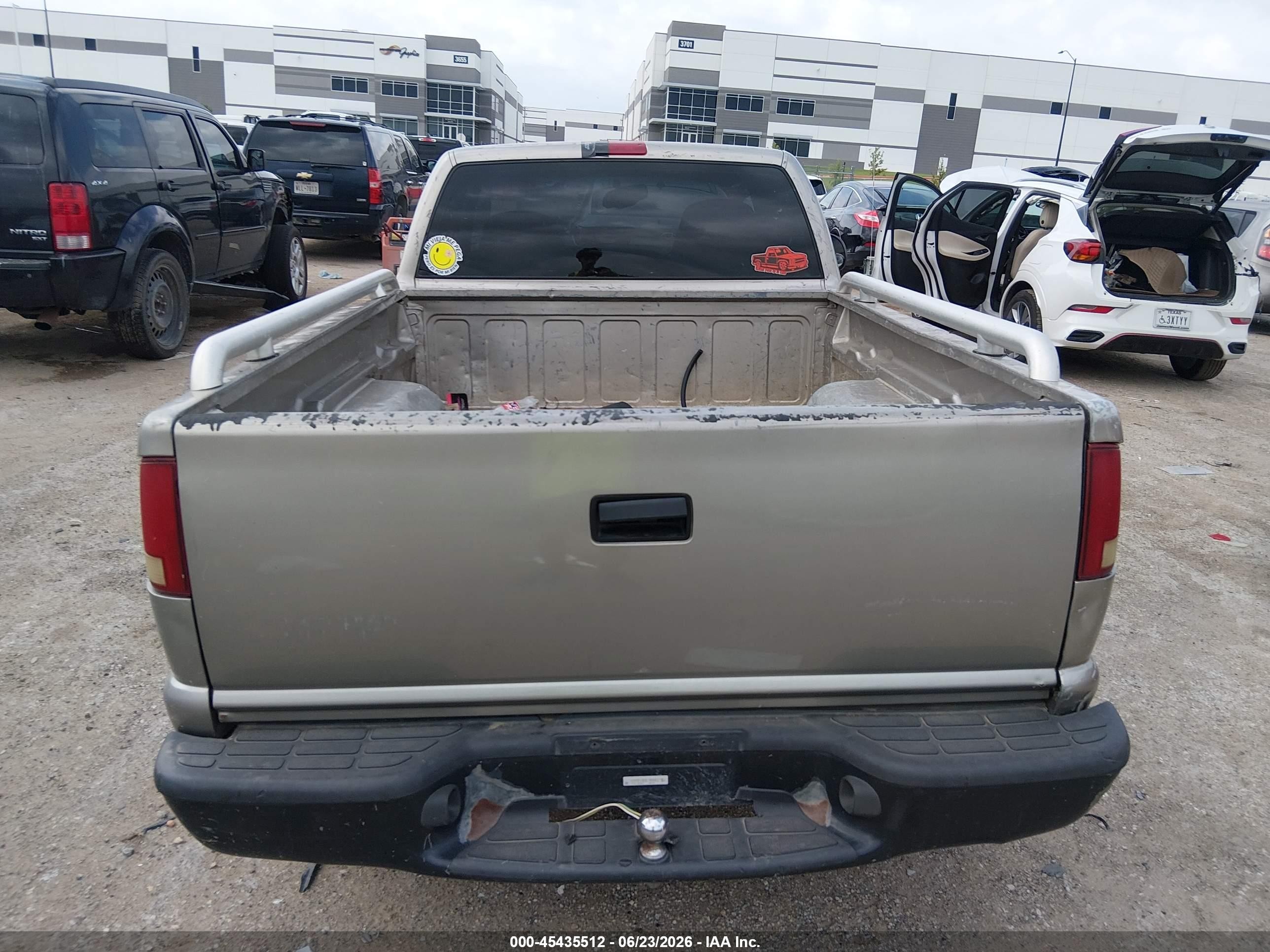 1999 Chevrolet S-10   Tan vin: 1GCCS14X4X8137037