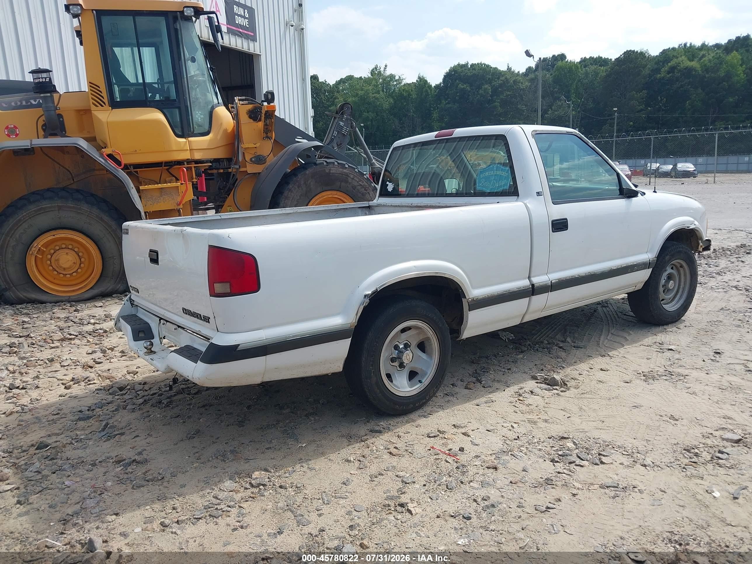 1996 Chevrolet S Truck S10 White vin: 1GCCS14X6TK187533