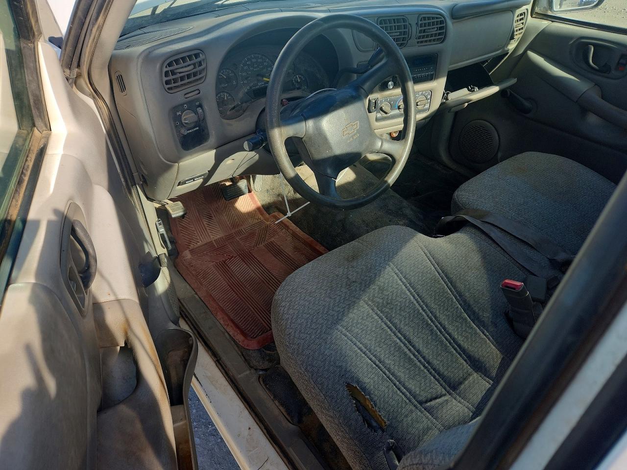 1999 Chevrolet S Truck S10 White vin: 1GCCS14X6XK234422