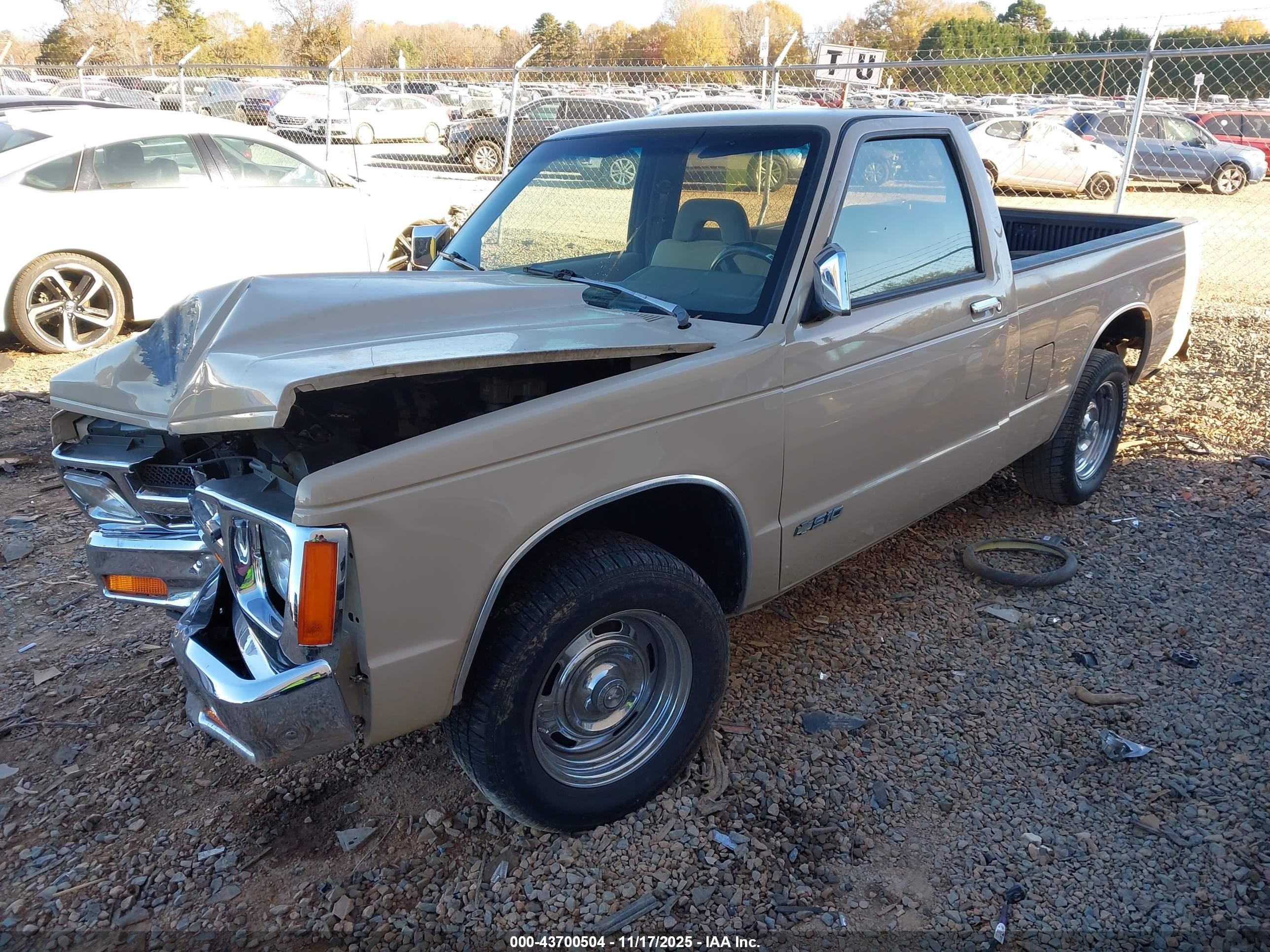 1993 Chevrolet S Truck S10 Beige vin: 1GCCS14Z0P8174409