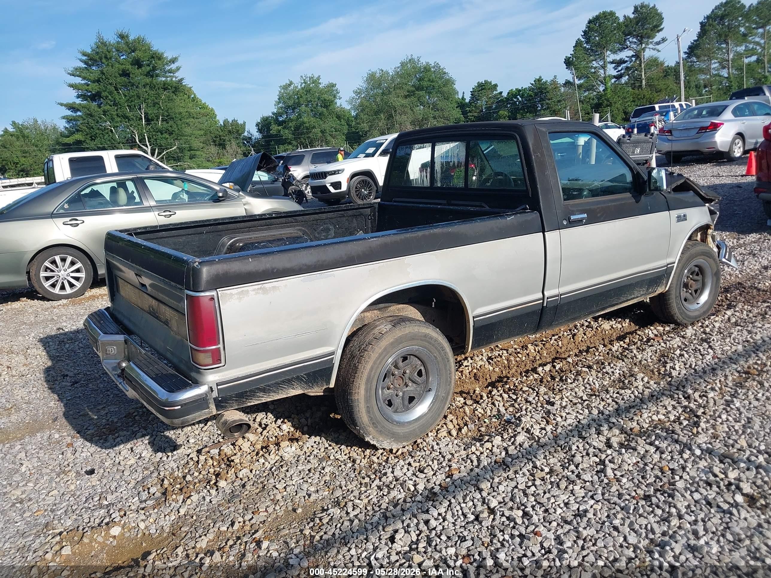 1989 Chevrolet S Truck S10 Black vin: 1GCCS14Z2K2199727