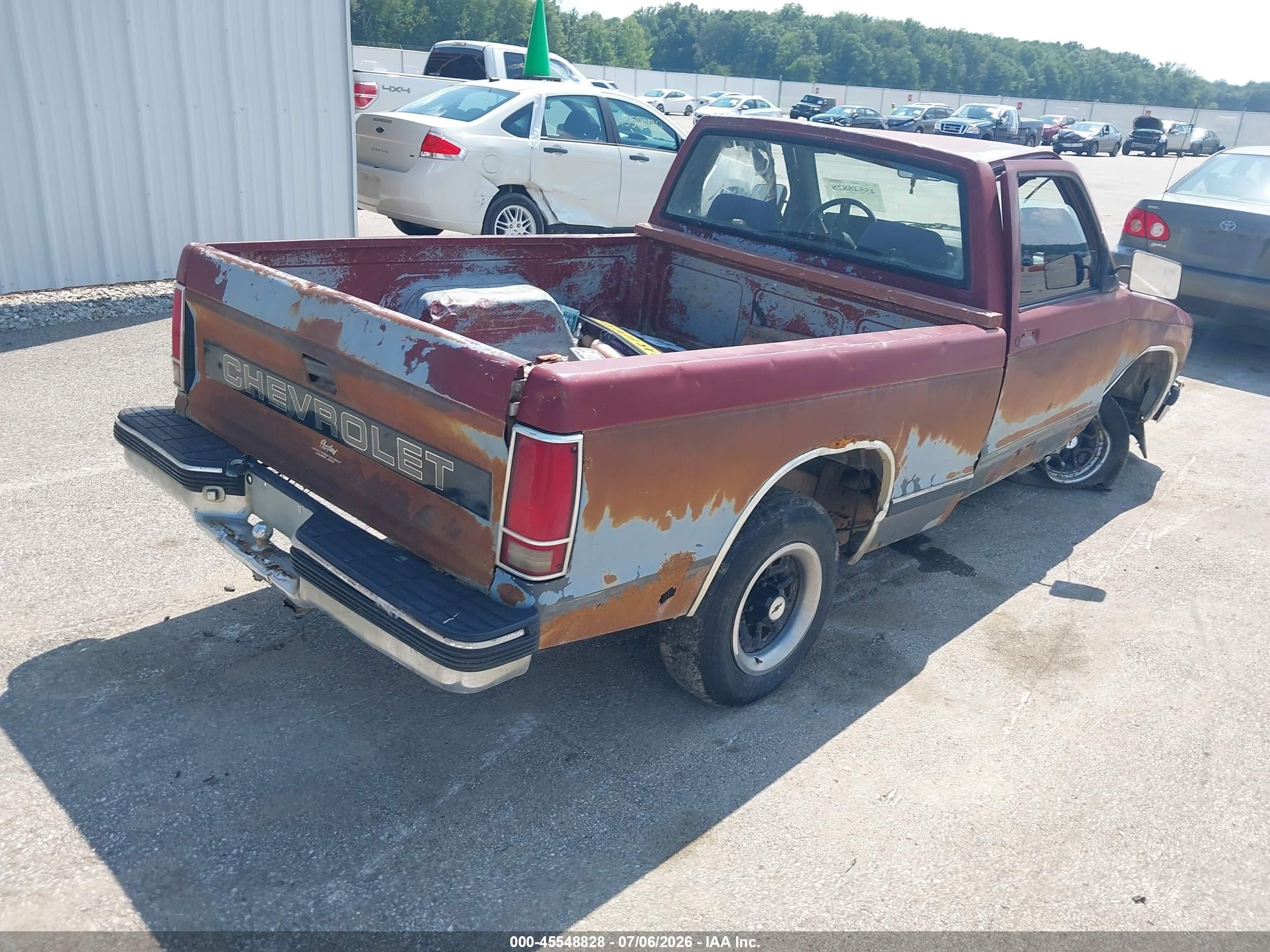 1992 Chevrolet S Truck S10 Red vin: 1GCCS14Z3N8103931