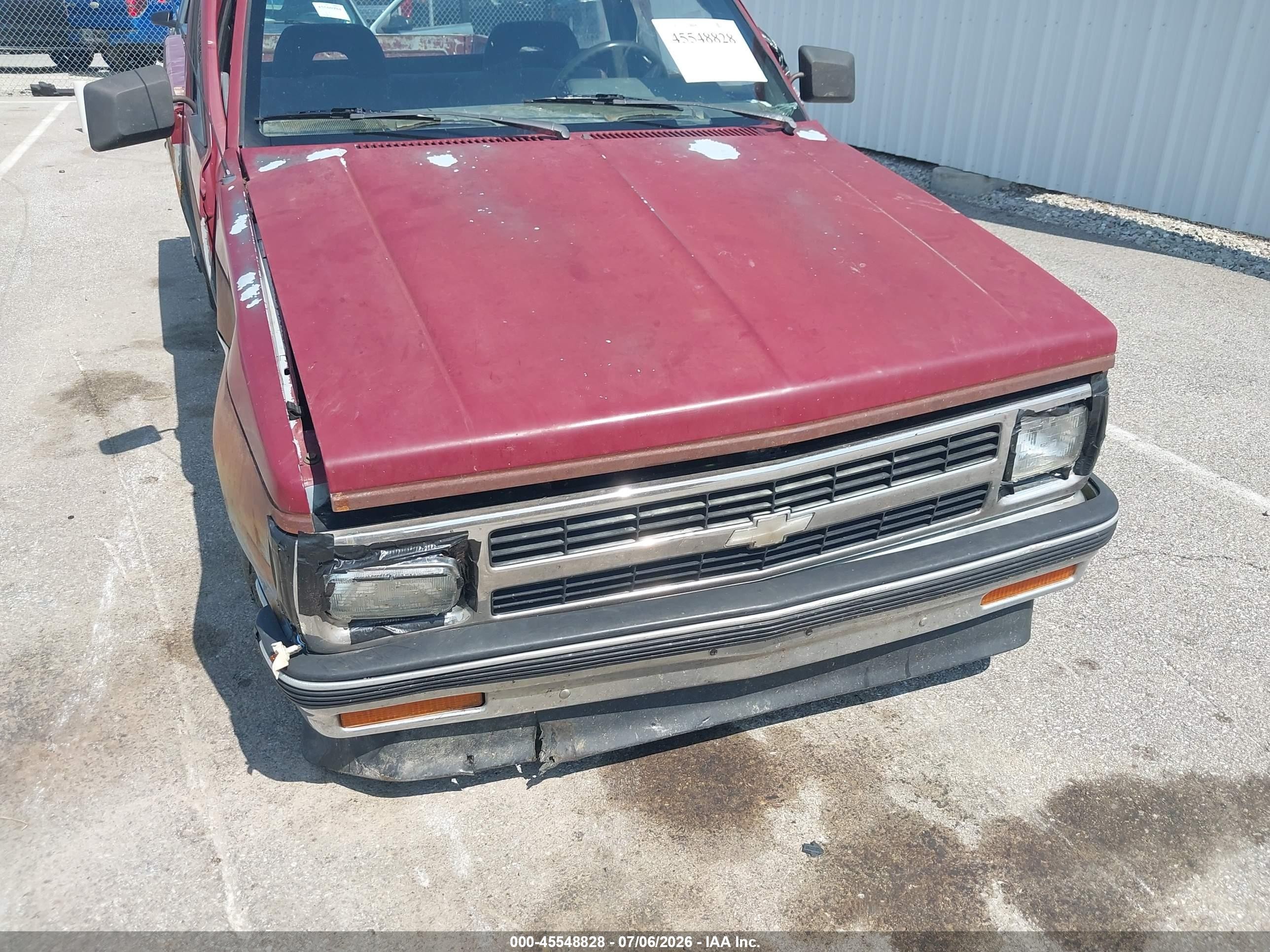1992 Chevrolet S Truck S10 Red vin: 1GCCS14Z3N8103931