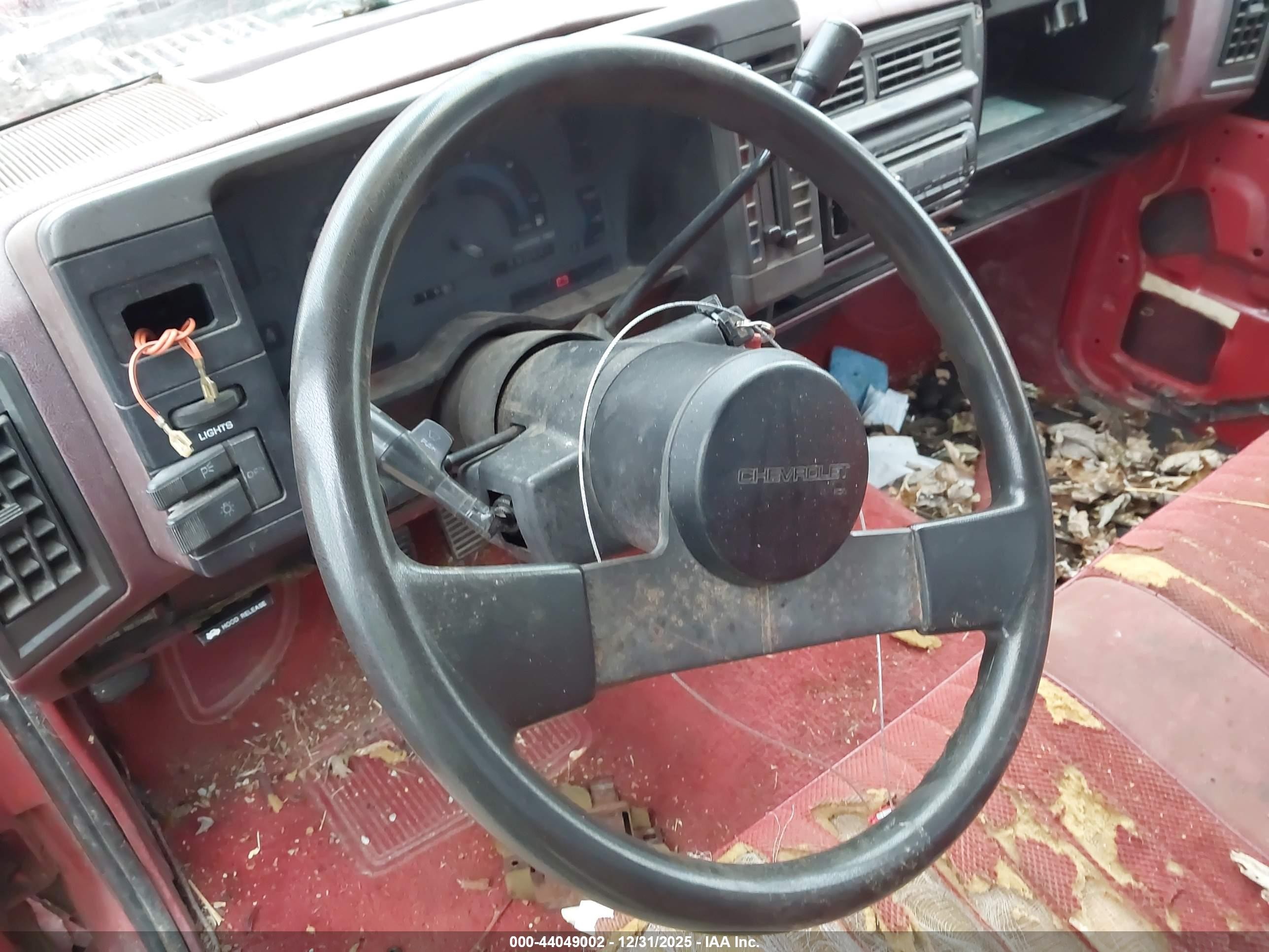 1988 Chevrolet S Truck S10 Red vin: 1GCCS14Z4J2261711