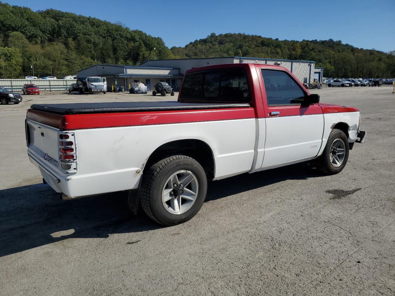 1992 Chevrolet S Truck S10 Two Tone vin: 1GCCS14Z4N2127691