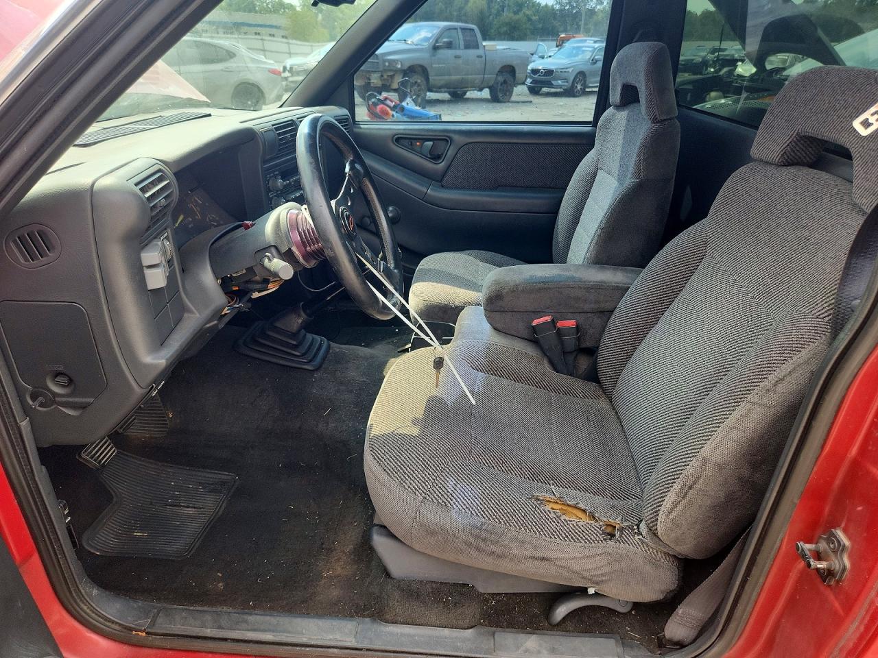 1995 Chevrolet S Truck S10 Red vin: 1GCCS14Z8SK176582