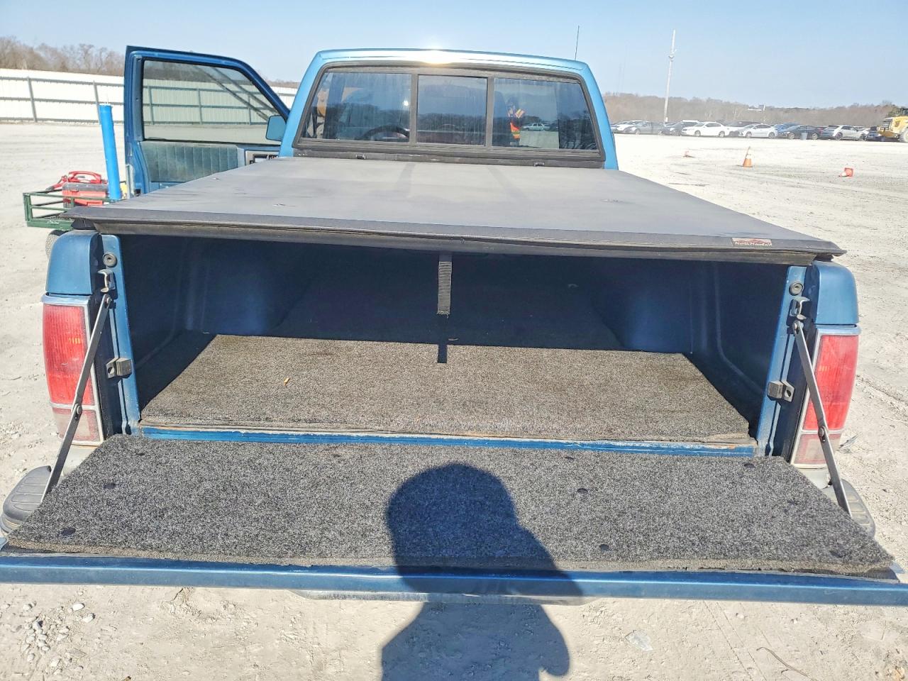 1991 Chevrolet S Truck S10 Two Tone vin: 1GCCS14Z9M8245327