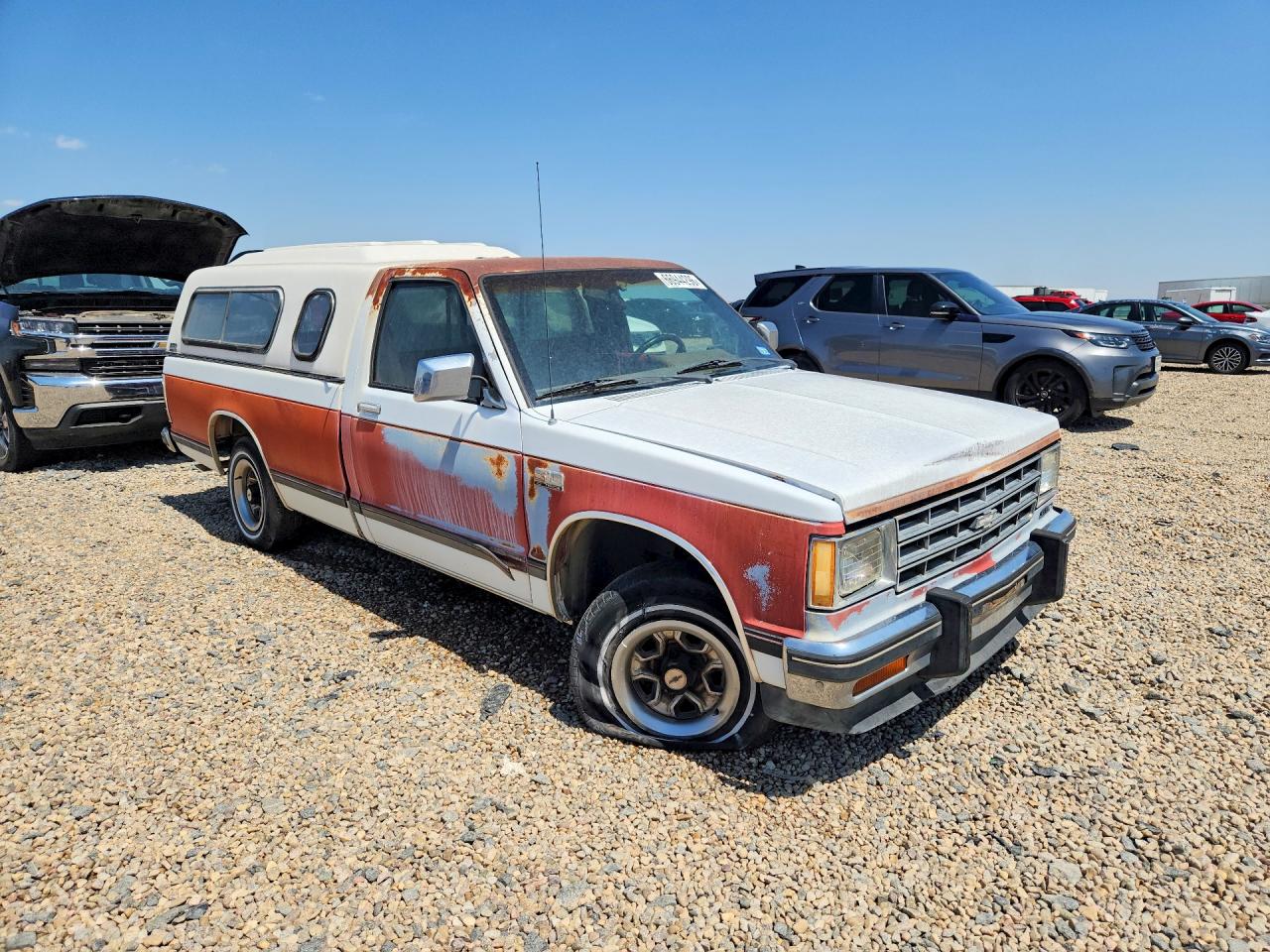 1988 Chevrolet S Truck S10 White vin: 1GCCS14ZXJ8235191