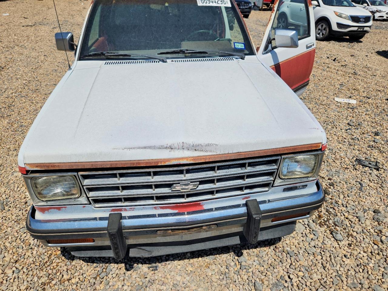1988 Chevrolet S Truck S10 White vin: 1GCCS14ZXJ8235191
