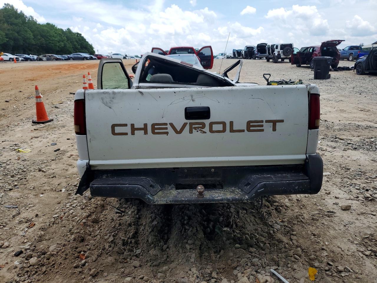 1995 Chevrolet S Truck S10 White vin: 1GCCS14ZXS8208087