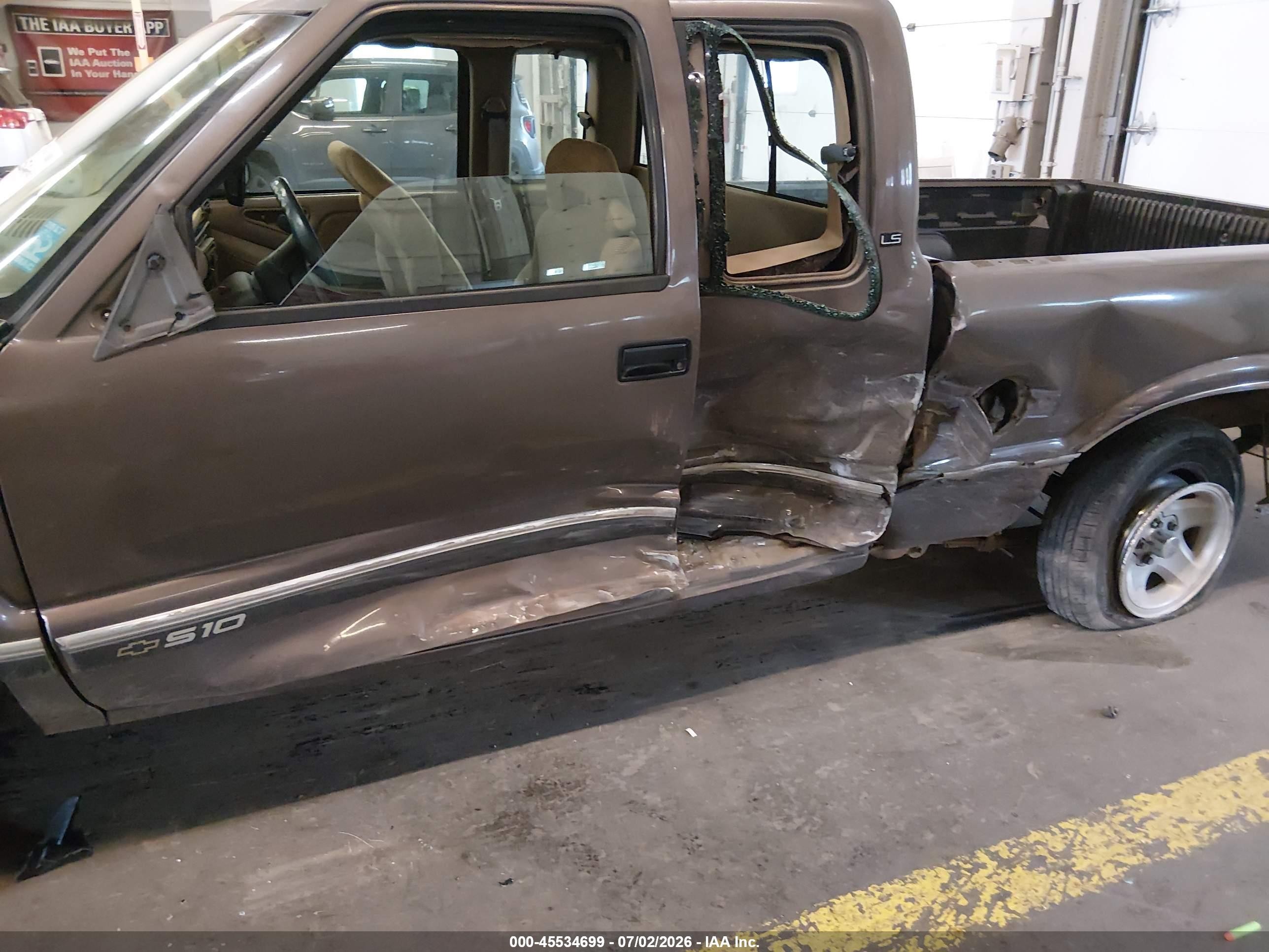 1997 Chevrolet S-10 Ls Brown vin: 1GCCS1941V8163932