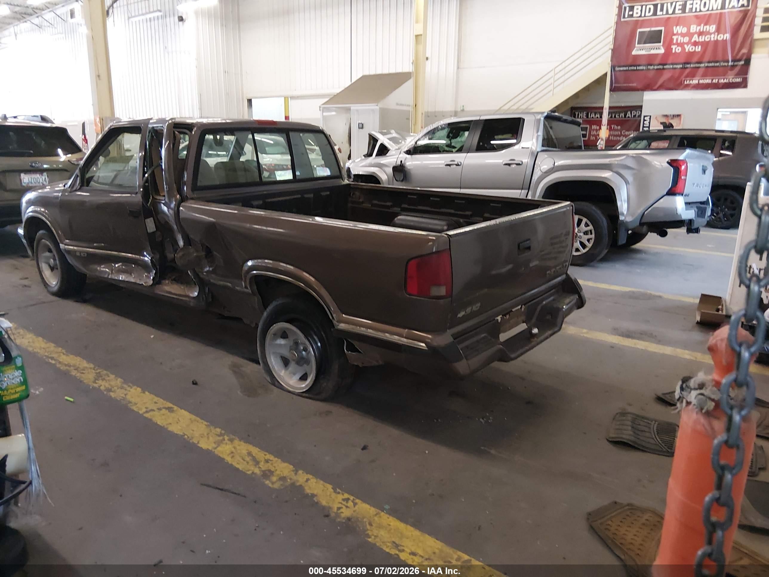 1997 Chevrolet S-10 Ls Brown vin: 1GCCS1941V8163932