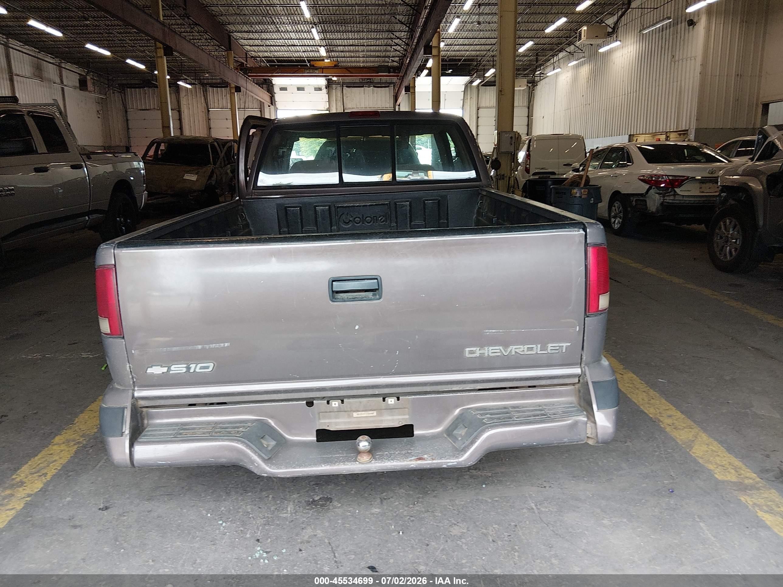 1997 Chevrolet S-10 Ls Brown vin: 1GCCS1941V8163932