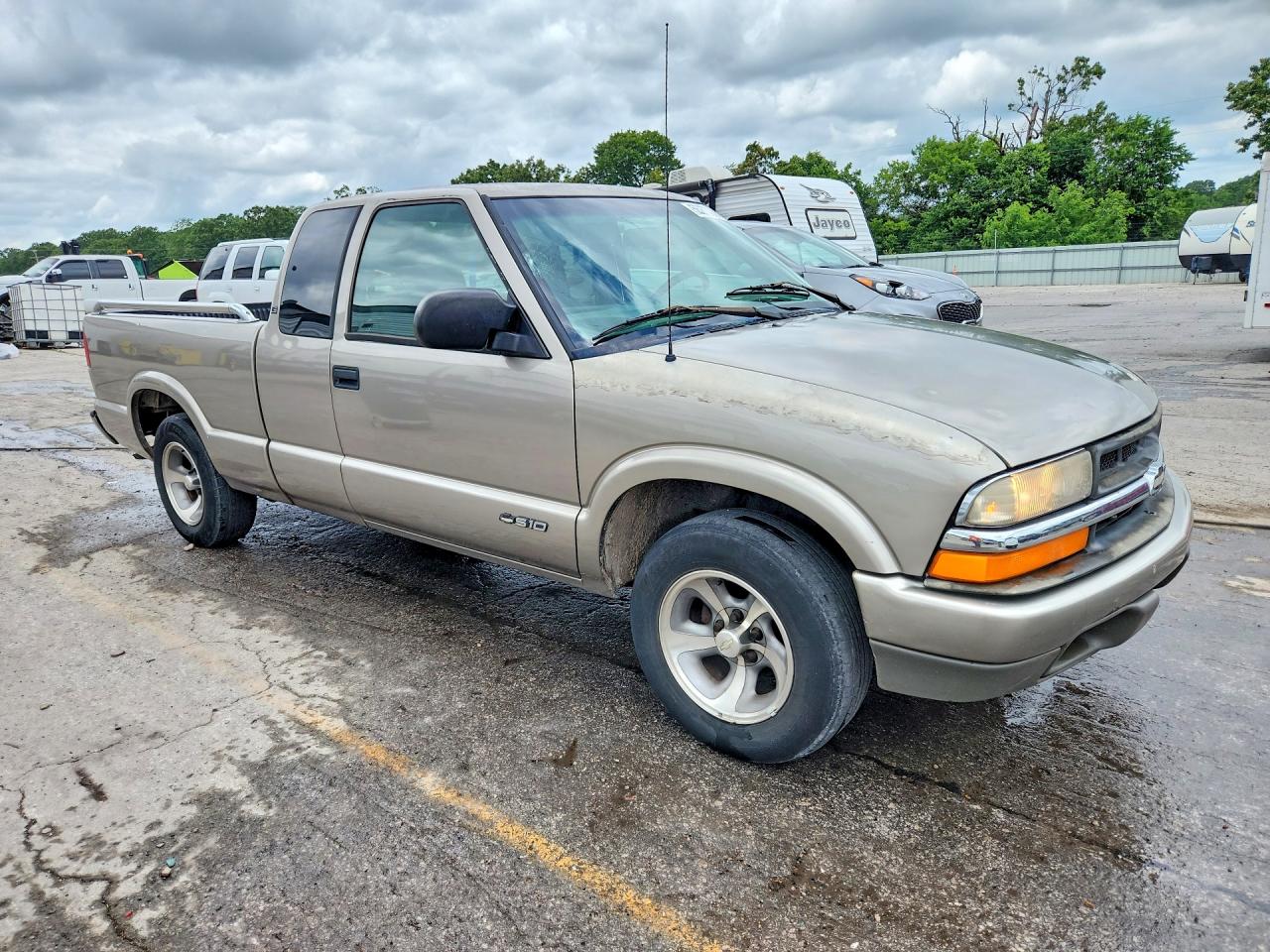 2000 Chevrolet S Truck S10 Gray vin: 1GCCS1941Y8186003