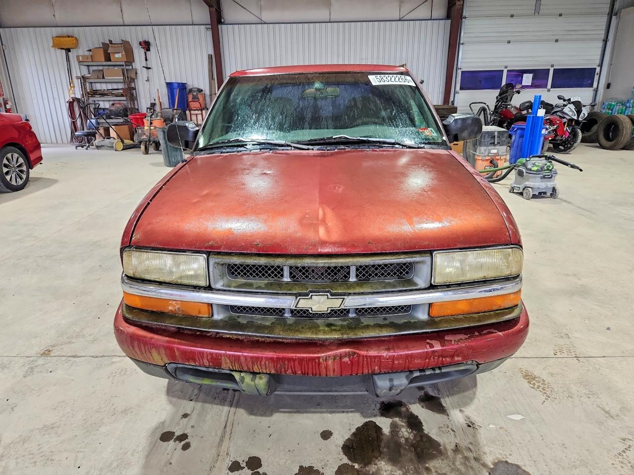 1998 Chevrolet S Truck S10 Burgundy vin: 1GCCS1942WK259377