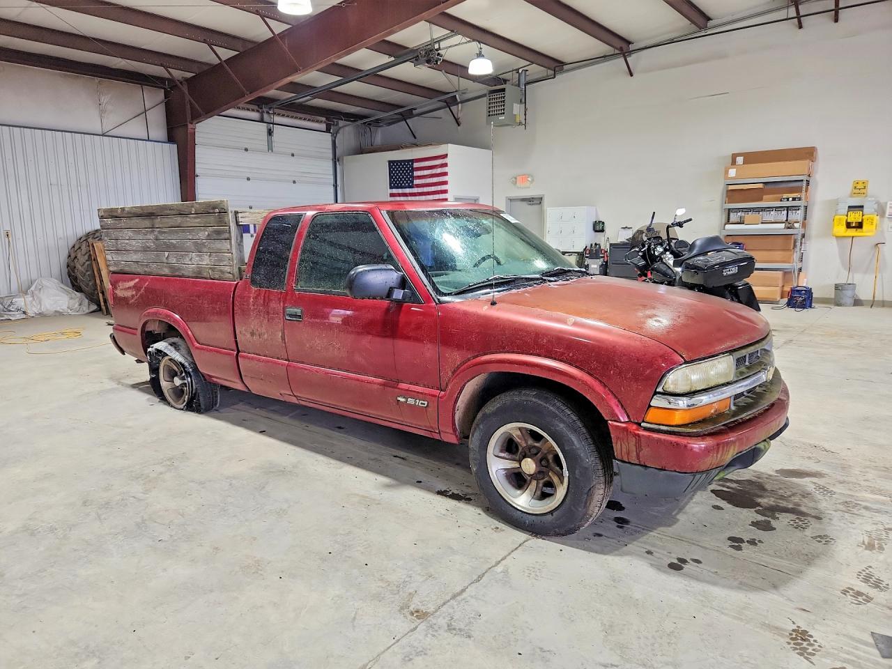 1998 Chevrolet S Truck S10 Burgundy vin: 1GCCS1942WK259377