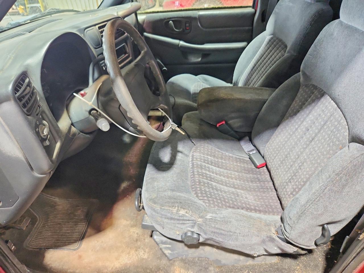 1998 Chevrolet S Truck S10 Burgundy vin: 1GCCS1942WK259377