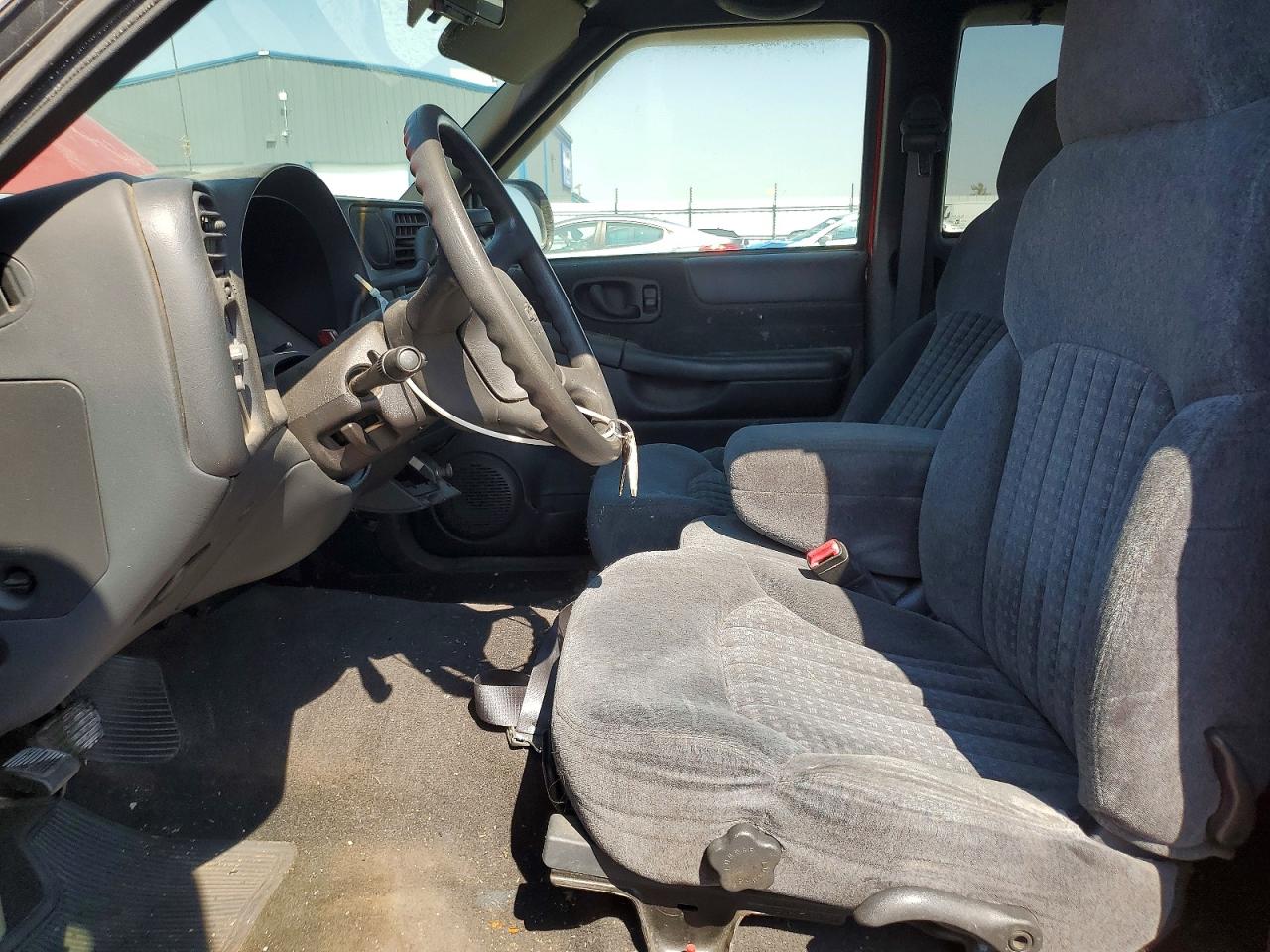 1999 Chevrolet S Truck S10 Red vin: 1GCCS1942X8177650