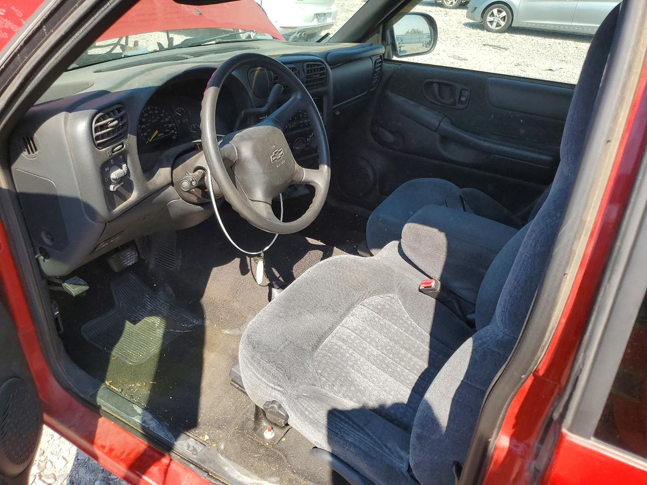 1999 Chevrolet S Truck S10 Red vin: 1GCCS1942X8177650