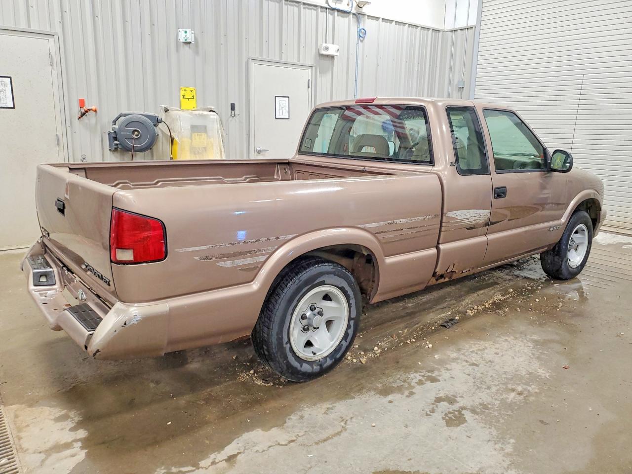 1996 Chevrolet S Truck S10 Tan vin: 1GCCS1943T8115670