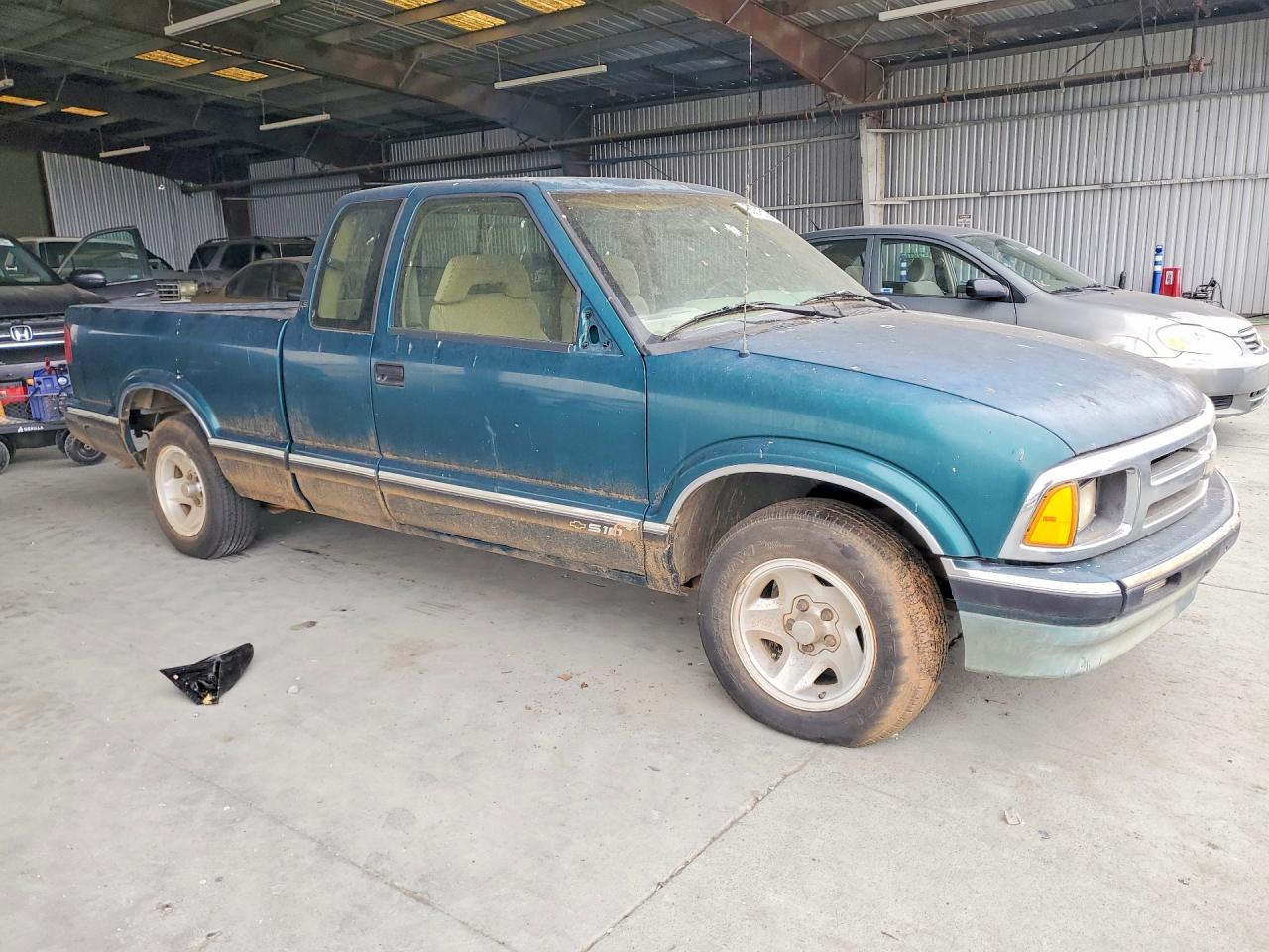 1997 Chevrolet S Truck S10 Green vin: 1GCCS1943V8103764