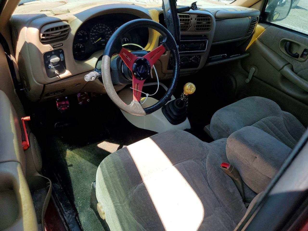1999 Chevrolet S Truck S10 Red vin: 1GCCS1943XK112700