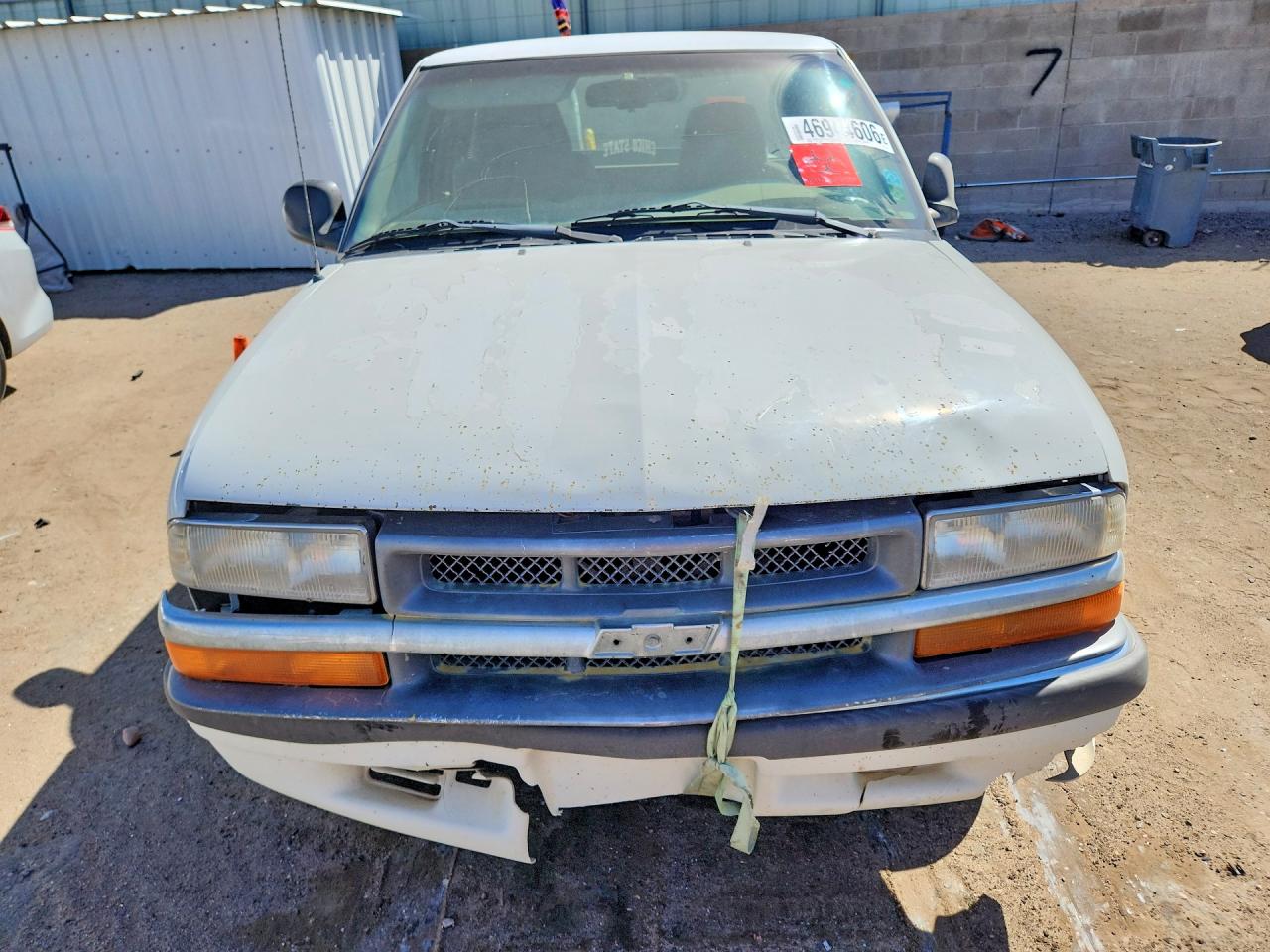 1998 Chevrolet S Truck S10 White vin: 1GCCS1947WK157394