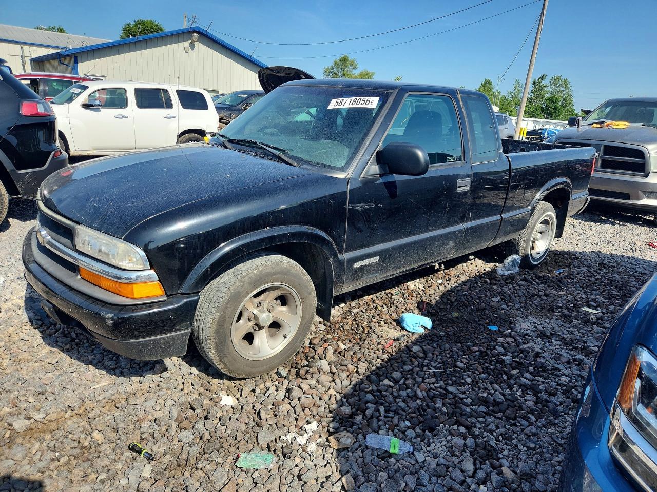 1999 Chevrolet S Truck S10 Black vin: 1GCCS1947XK105085
