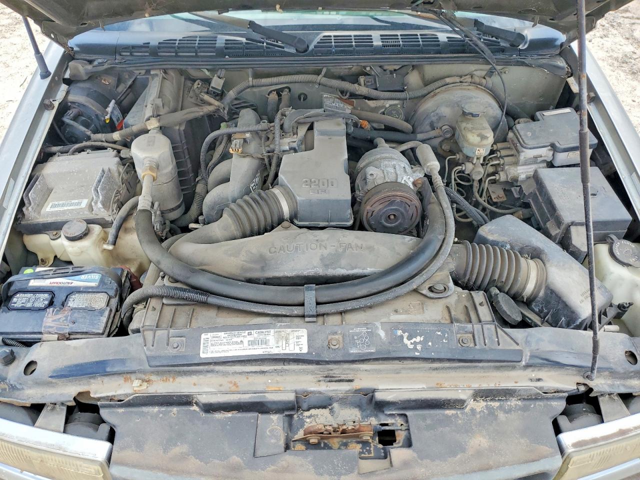 1999 Chevrolet S Truck S10 Серебряный vin: 1GCCS1947XK204070
