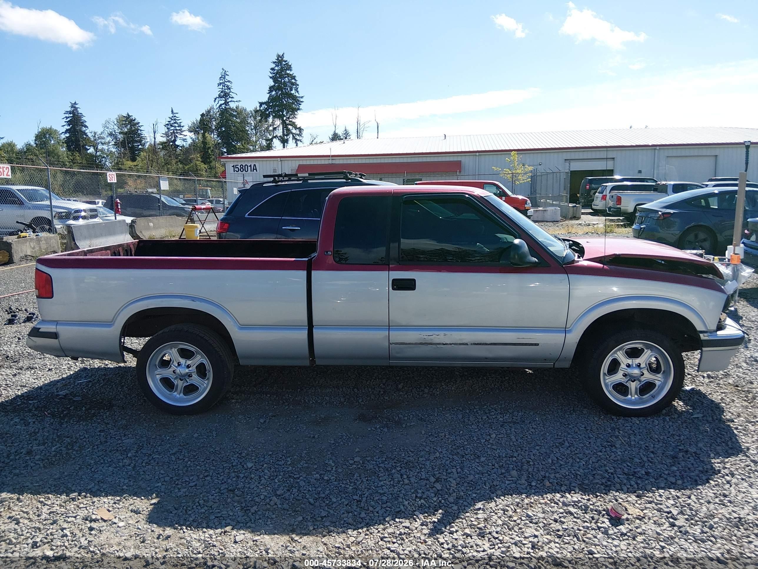 1994 Chevrolet S Truck S10 Silver vin: 1GCCS1948R8233044