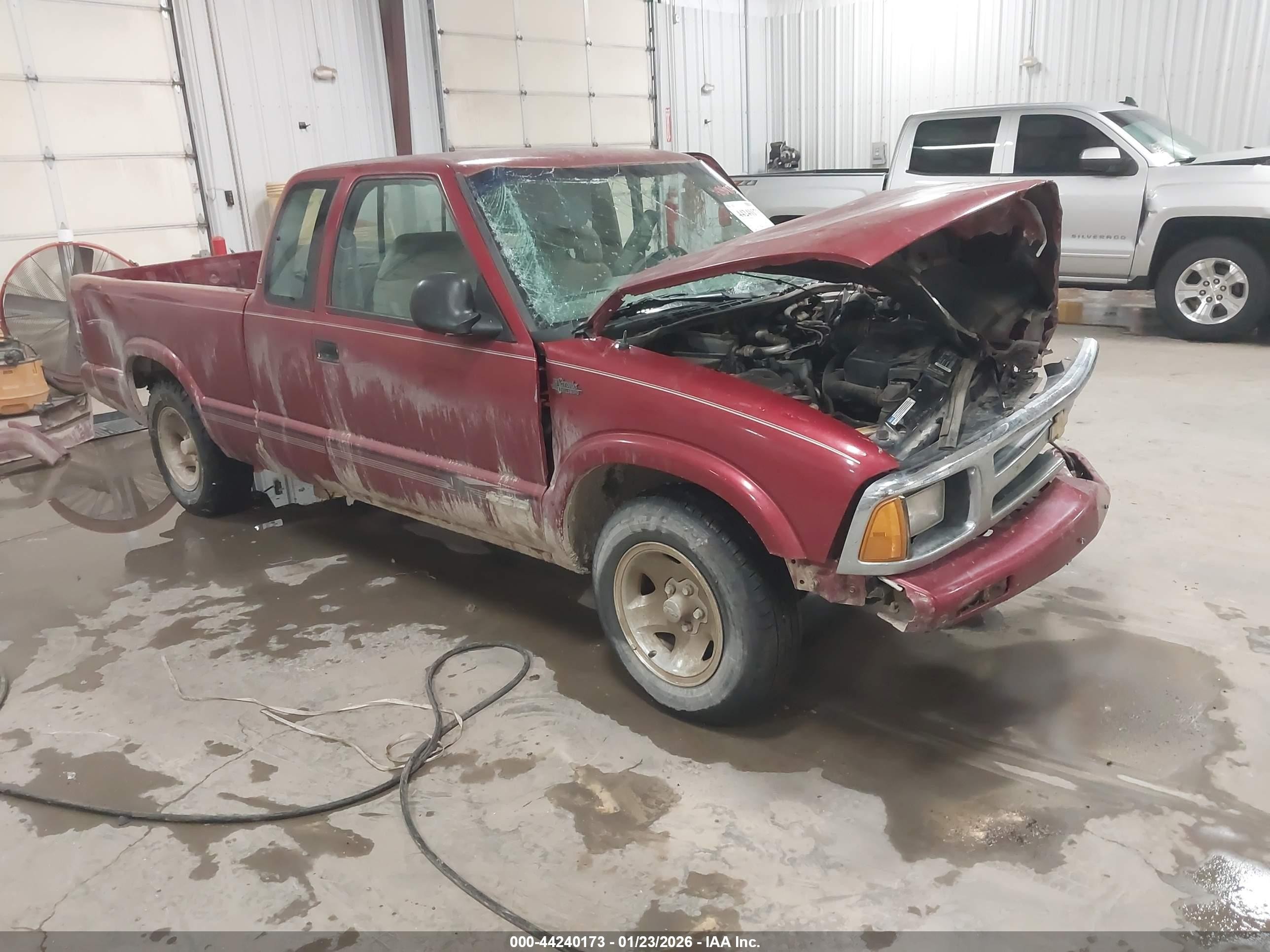 1GCCS1949T8216678