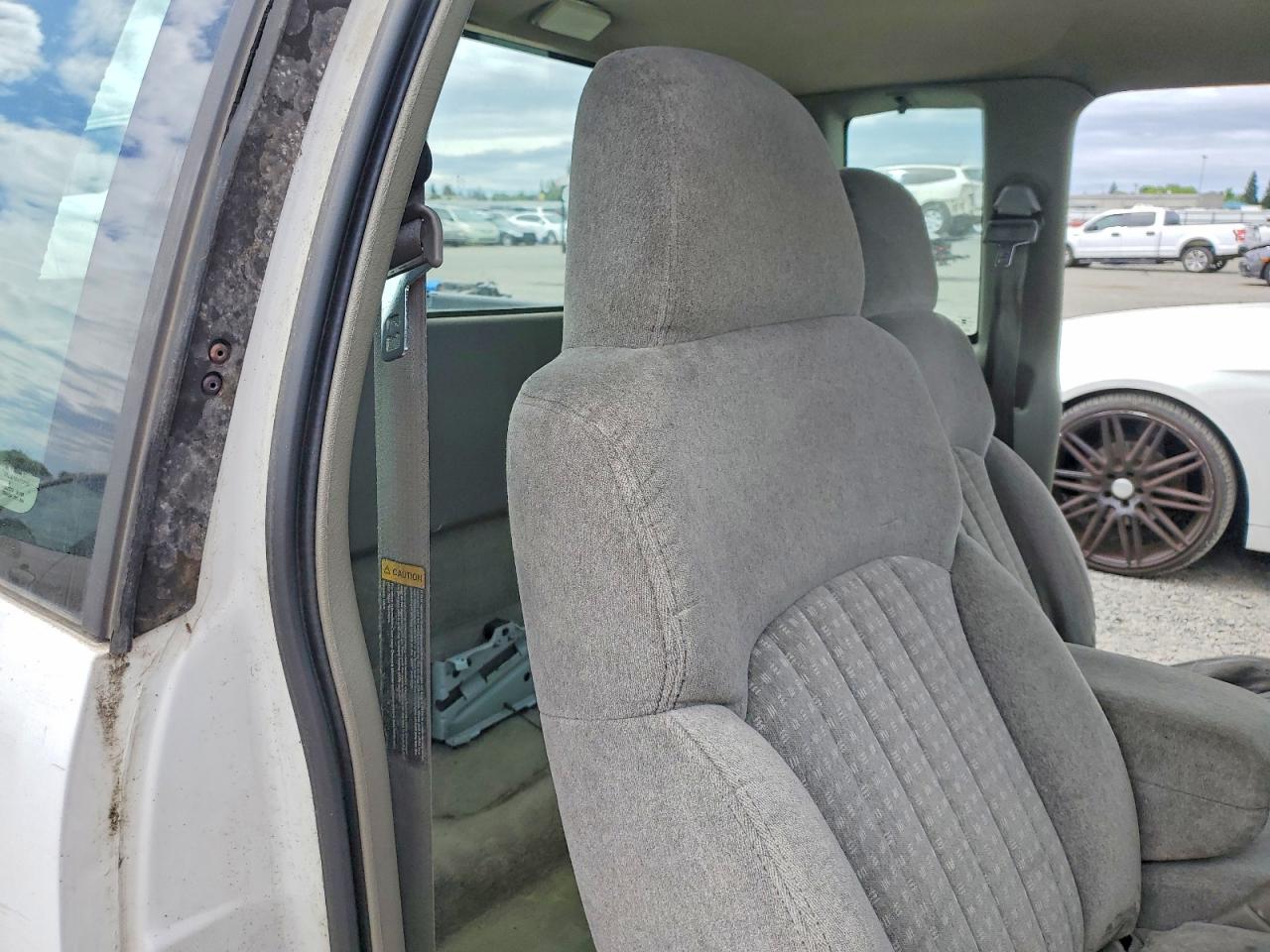 1998 Chevrolet S Truck S10 White vin: 1GCCS1949WK237781