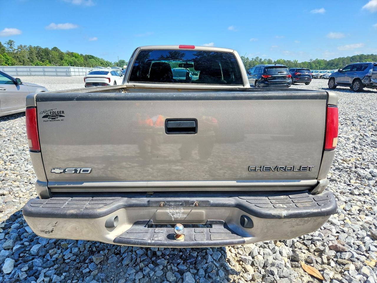 2001 Chevrolet S Truck S10 Tan vin: 1GCCS195018129581